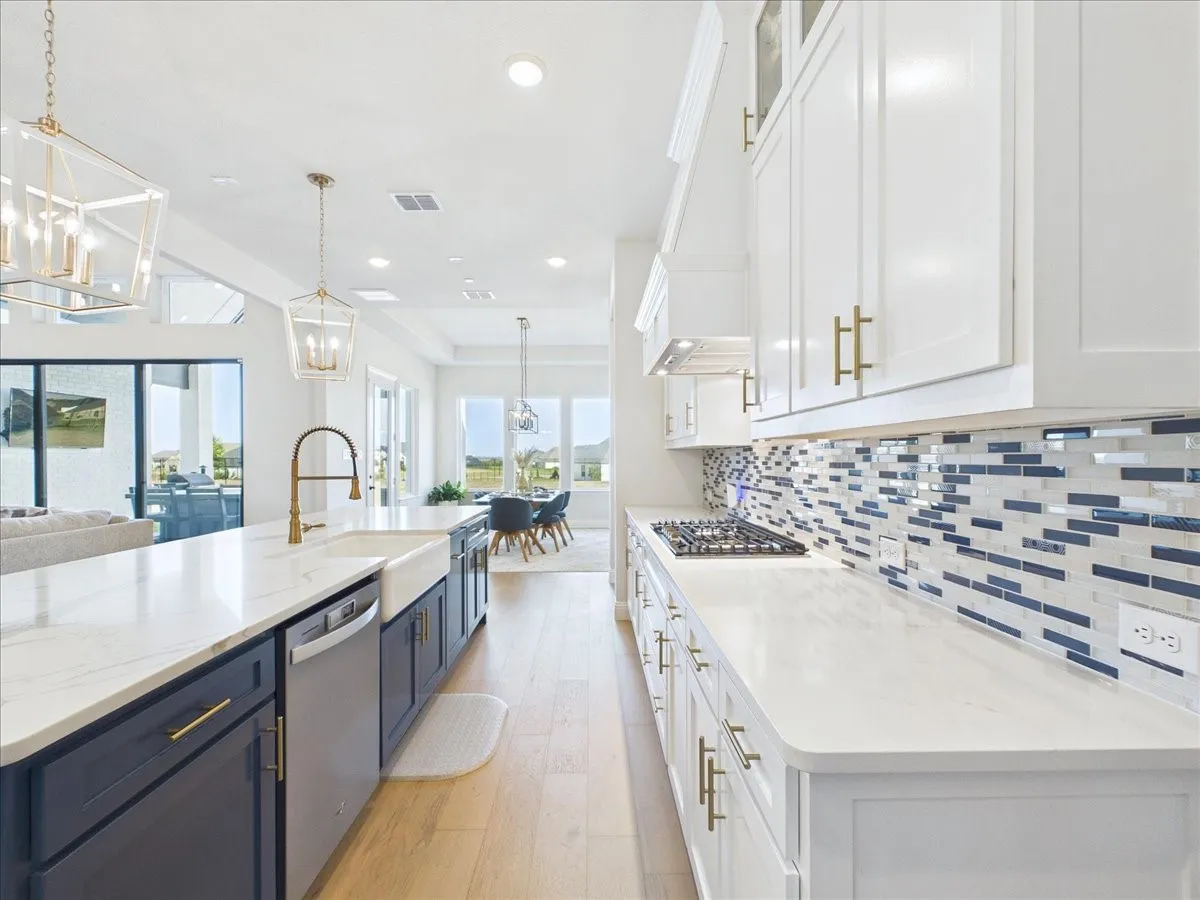 Single Family Residence For Sale in Dallas County , 262 Vidrio Drive, Sunnyvale, Texas 75182, 4 Bedroom, 5 Bathroom, 4 Garage spaces, 4,202 Sqft, built in 2024, mls#21399949, Real Estate Agent in Sunnyvale, Homes For Sale in Dallas county, Homes For Sale in Sunnyvale, Realtor in Sunnyvale Texas, Real Estate Brokerage Independent Realty Texas, Luminita Cordes Realtor