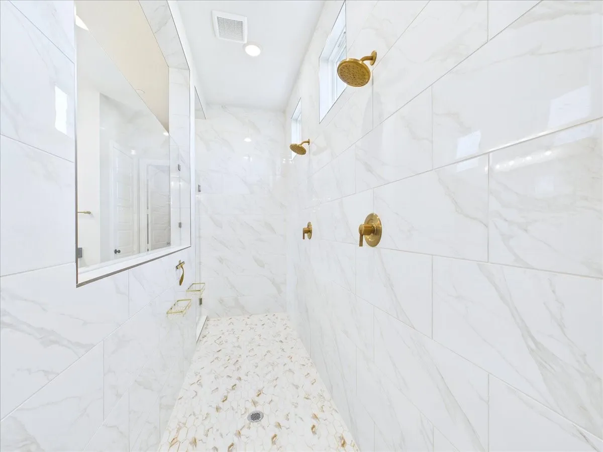 Single Family Residence For Sale in Dallas County , 262 Vidrio Drive, Sunnyvale, Texas 75182, 4 Bedroom, 5 Bathroom, 4 Garage spaces, 4,202 Sqft, built in 2024, mls#21399949, Real Estate Agent in Sunnyvale, Homes For Sale in Dallas county, Homes For Sale in Sunnyvale, Realtor in Sunnyvale Texas, Real Estate Brokerage Independent Realty Texas, Luminita Cordes Realtor