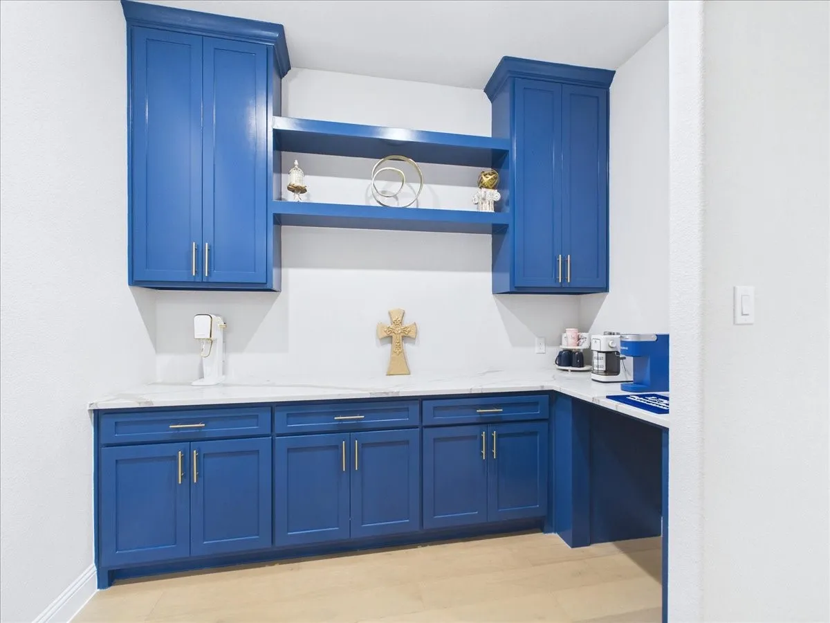 Single Family Residence For Sale in Dallas County , 262 Vidrio Drive, Sunnyvale, Texas 75182, 4 Bedroom, 5 Bathroom, 4 Garage spaces, 4,202 Sqft, built in 2024, mls#21399949, Real Estate Agent in Sunnyvale, Homes For Sale in Dallas county, Homes For Sale in Sunnyvale, Realtor in Sunnyvale Texas, Real Estate Brokerage Independent Realty Texas, Luminita Cordes Realtor