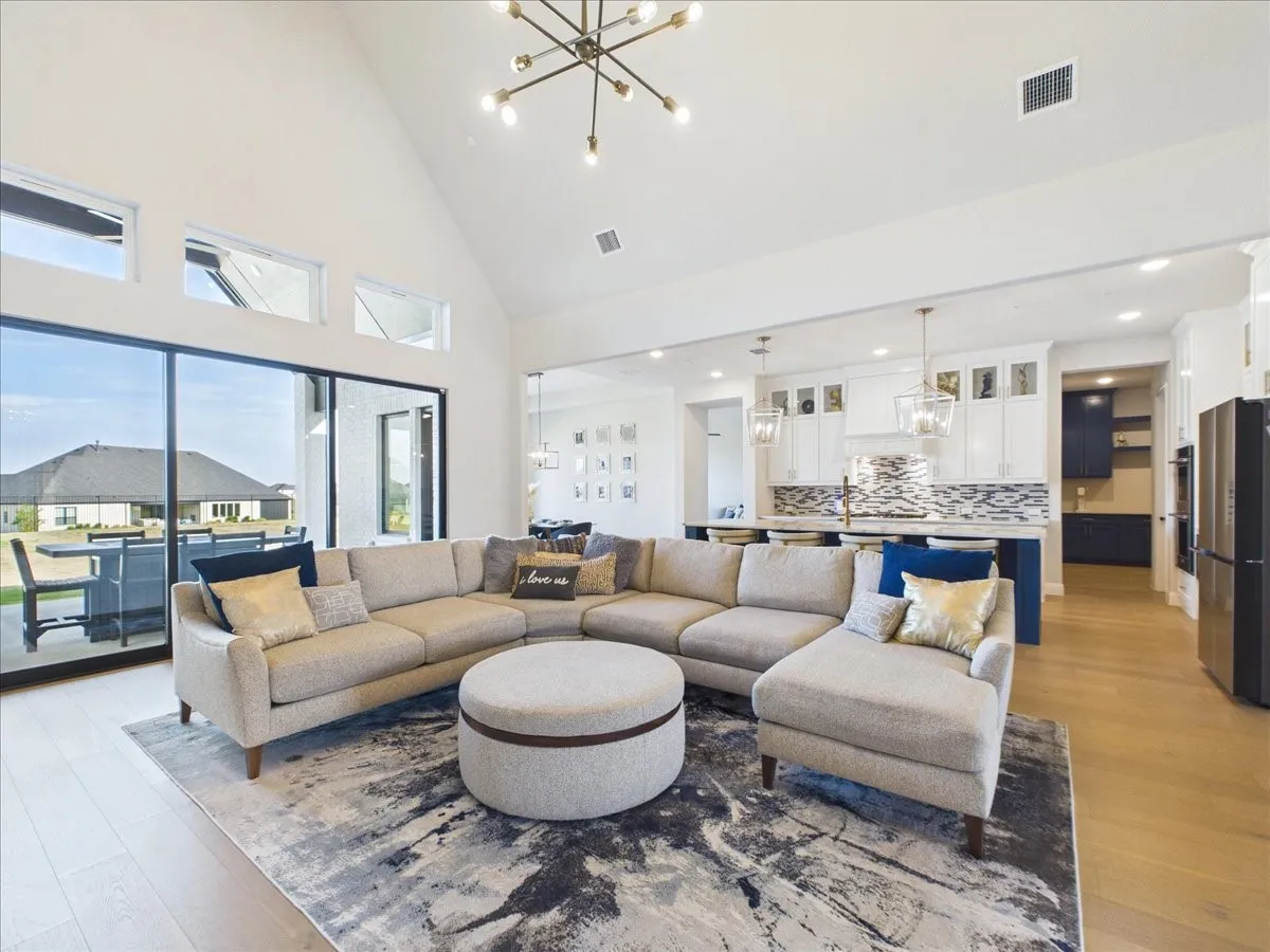 Single Family Residence For Sale in Dallas County , 262 Vidrio Drive, Sunnyvale, Texas 75182, 4 Bedroom, 5 Bathroom, 4 Garage spaces, 4,202 Sqft, built in 2024, mls#21399949, Real Estate Agent in Sunnyvale, Homes For Sale in Dallas county, Homes For Sale in Sunnyvale, Realtor in Sunnyvale Texas, Real Estate Brokerage Independent Realty Texas, Luminita Cordes Realtor