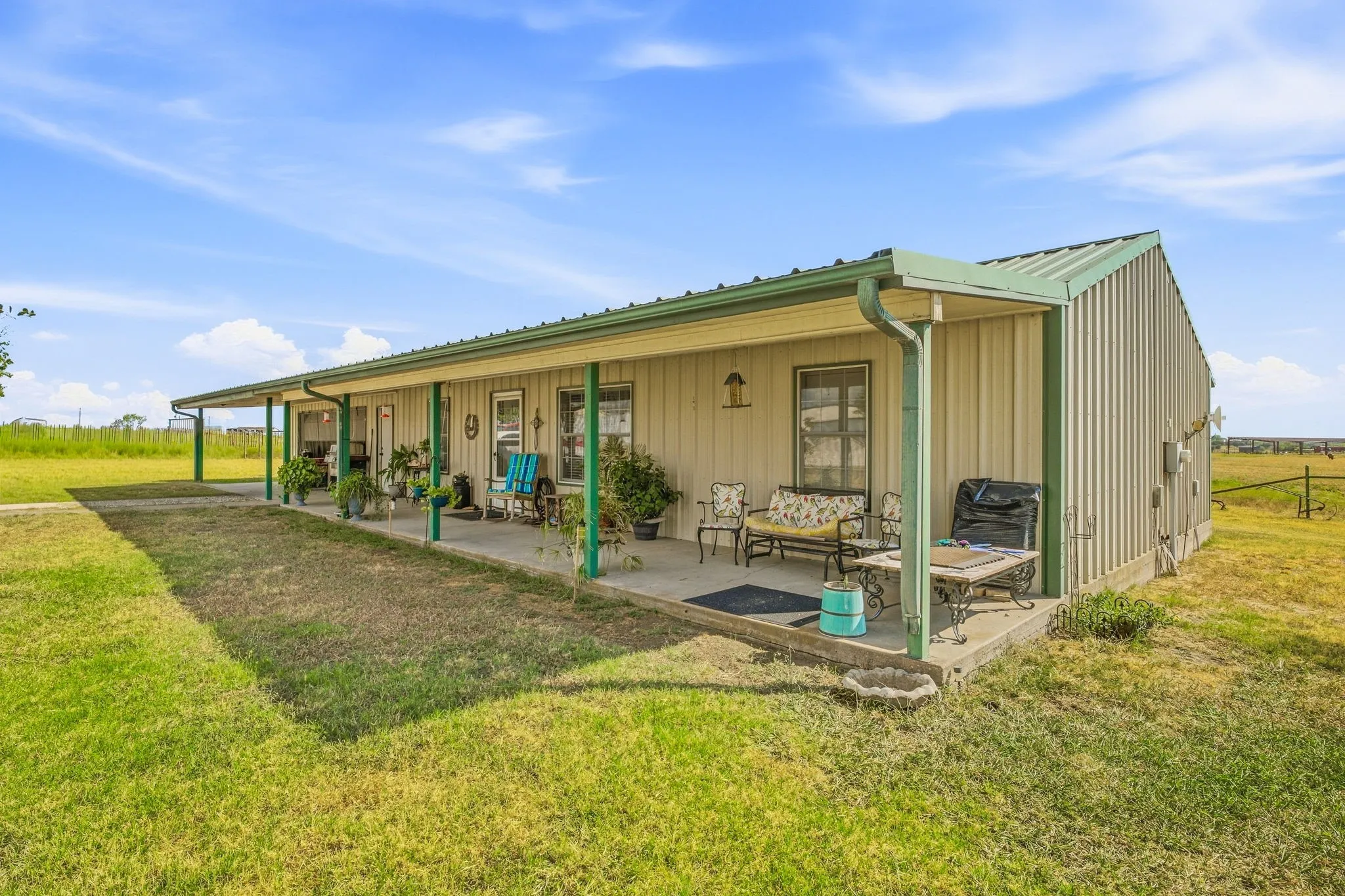 Farm For Sale in Erath County , 10392 US Highway 67, Stephenville, Texas 76401, 5 Bedroom, 4 Bathroom, 2 Garage spaces, 3,406 Sqft, built in 1977, mls#21399680, Real Estate Agent in Stephenville, Homes For Sale in Erath county, Homes For Sale in Stephenville, Realtor in Stephenville Texas, Real Estate Brokerage Independent Realty Texas, Luminita Cordes Realtor