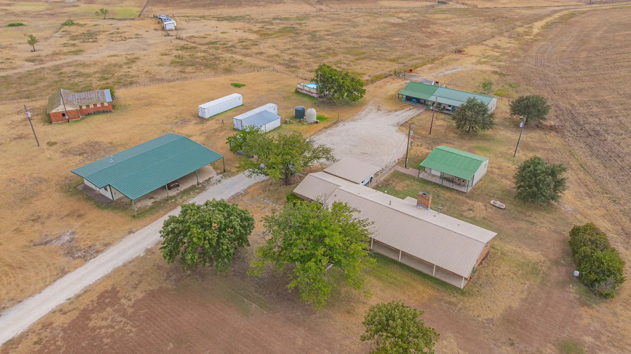 Farm For Sale in Erath County , 10392 US Highway 67, Stephenville, Texas 76401, 5 Bedroom, 4 Bathroom, 2 Garage spaces, 3,406 Sqft, built in 1977, mls#21399680, Real Estate Agent in Stephenville, Homes For Sale in Erath county, Homes For Sale in Stephenville, Realtor in Stephenville Texas, Real Estate Brokerage Independent Realty Texas, Luminita Cordes Realtor