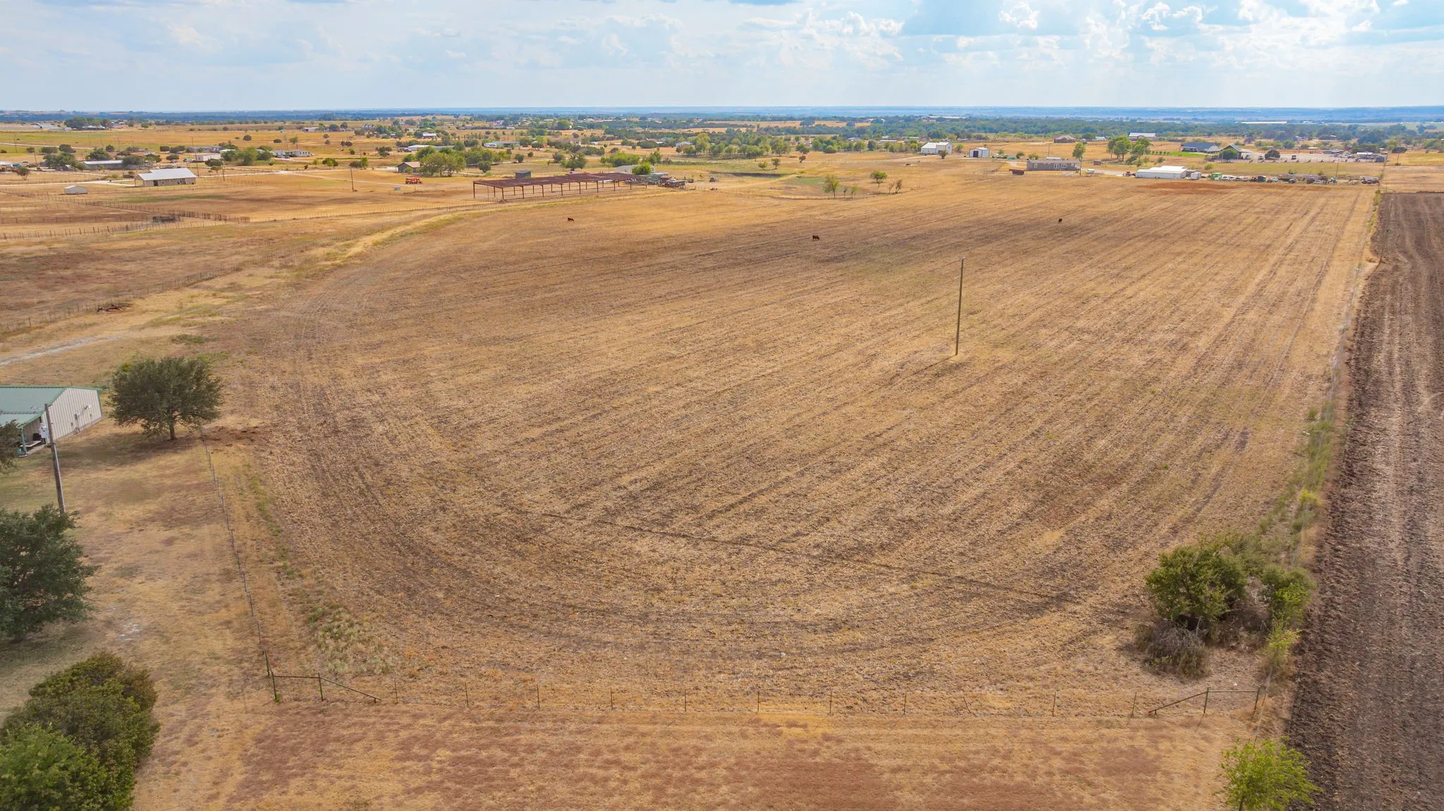 Farm For Sale in Erath County , 10392 US Highway 67, Stephenville, Texas 76401, 5 Bedroom, 4 Bathroom, 2 Garage spaces, 3,406 Sqft, built in 1977, mls#21399680, Real Estate Agent in Stephenville, Homes For Sale in Erath county, Homes For Sale in Stephenville, Realtor in Stephenville Texas, Real Estate Brokerage Independent Realty Texas, Luminita Cordes Realtor