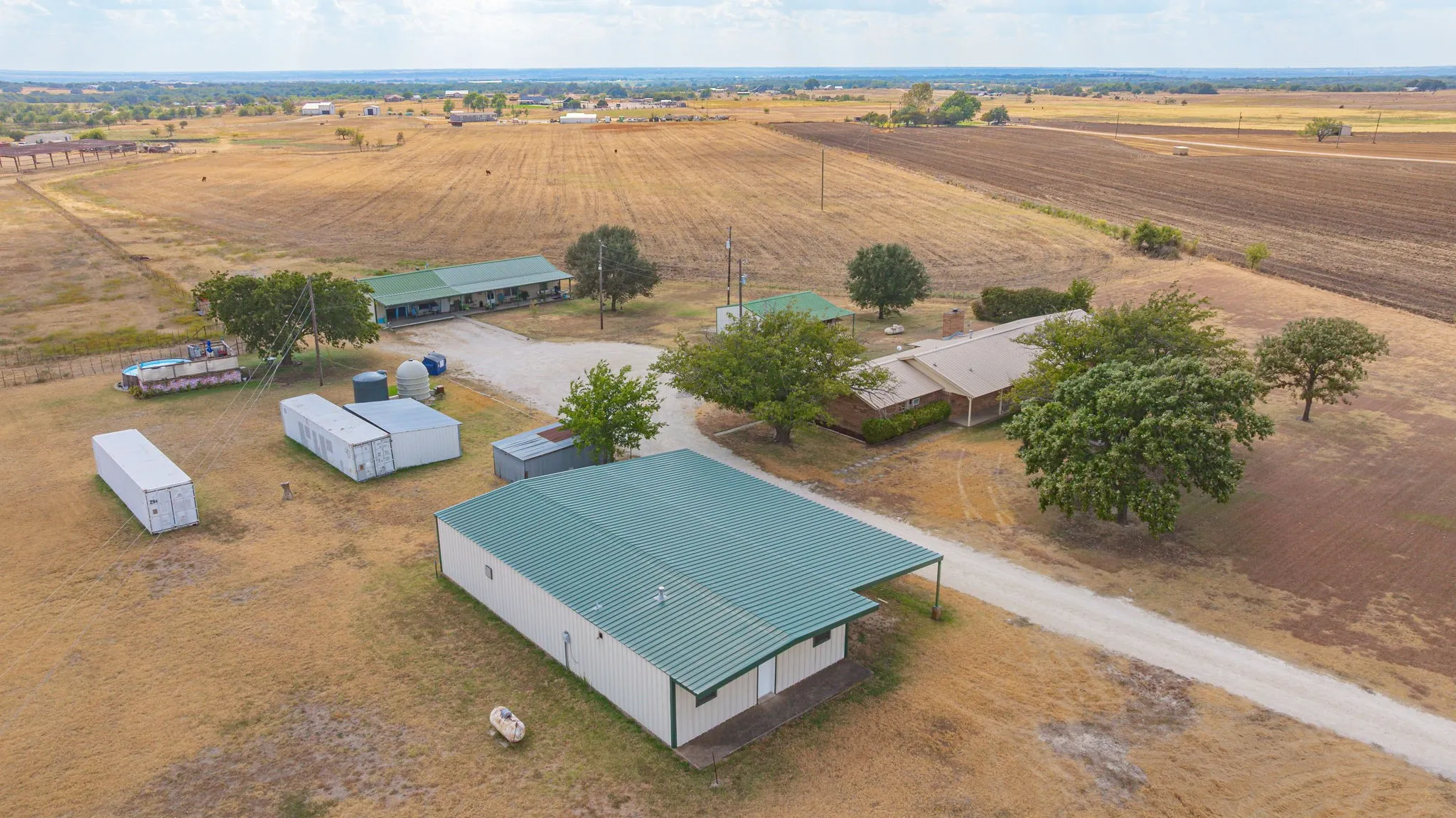 Farm For Sale in Erath County , 10392 US Highway 67, Stephenville, Texas 76401, 5 Bedroom, 4 Bathroom, 2 Garage spaces, 3,406 Sqft, built in 1977, mls#21399680, Real Estate Agent in Stephenville, Homes For Sale in Erath county, Homes For Sale in Stephenville, Realtor in Stephenville Texas, Real Estate Brokerage Independent Realty Texas, Luminita Cordes Realtor