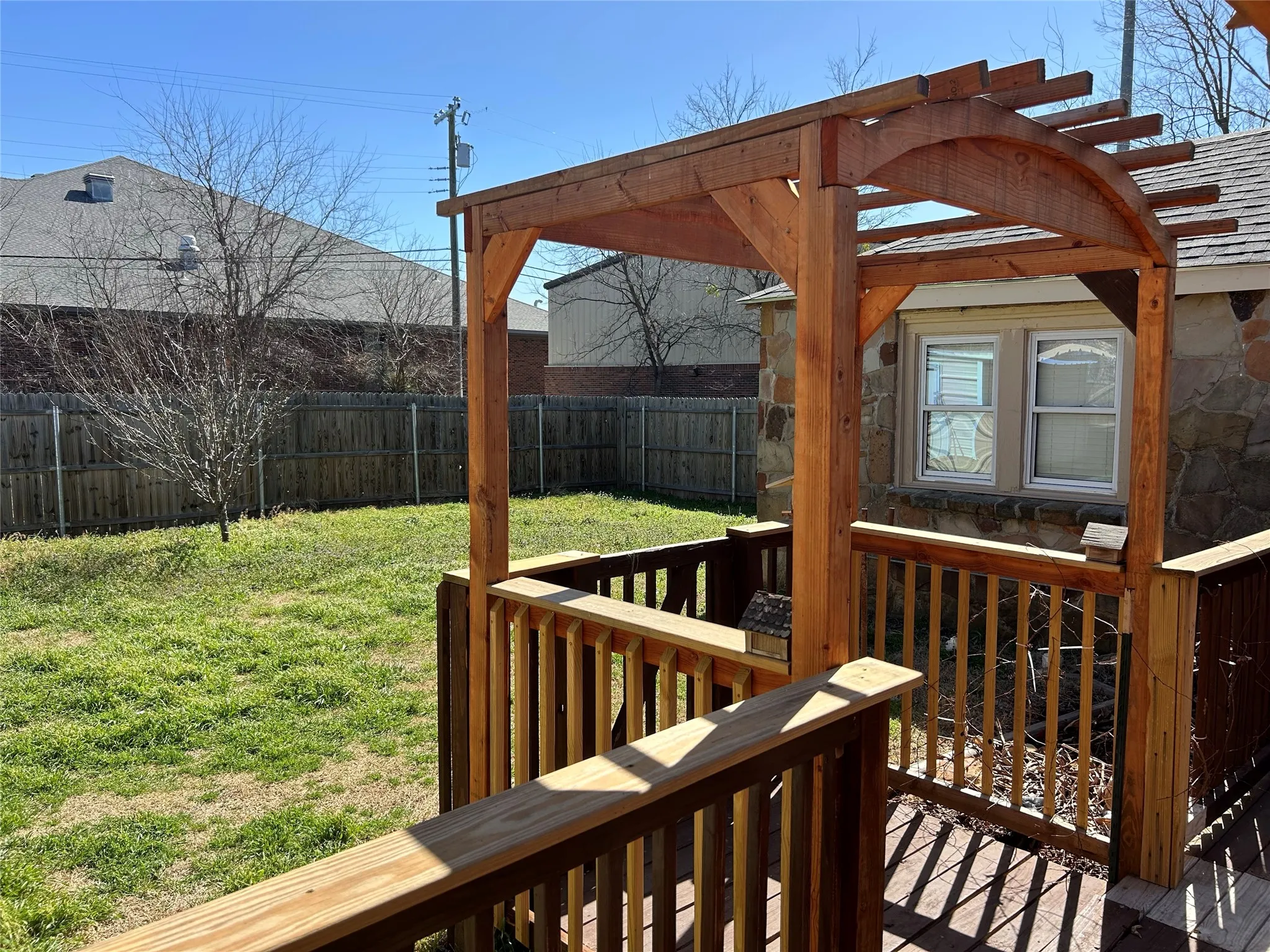 Single Family Residence For Rent in Tarrant County , 3708 Merrett Drive, Lake Worth, Texas 76135, 3 Bedroom, 1 Bathroom, Garage spaces, 1,750 Sqft, built in 1953, mls#21400756, Real Estate Agent in Lake Worth, Homes For Rent in Tarrant county, Homes For Rent in Lake Worth, Realtor in Lake Worth Texas, Real Estate Brokerage Independent Realty Texas, Luminita Cordes Realtor