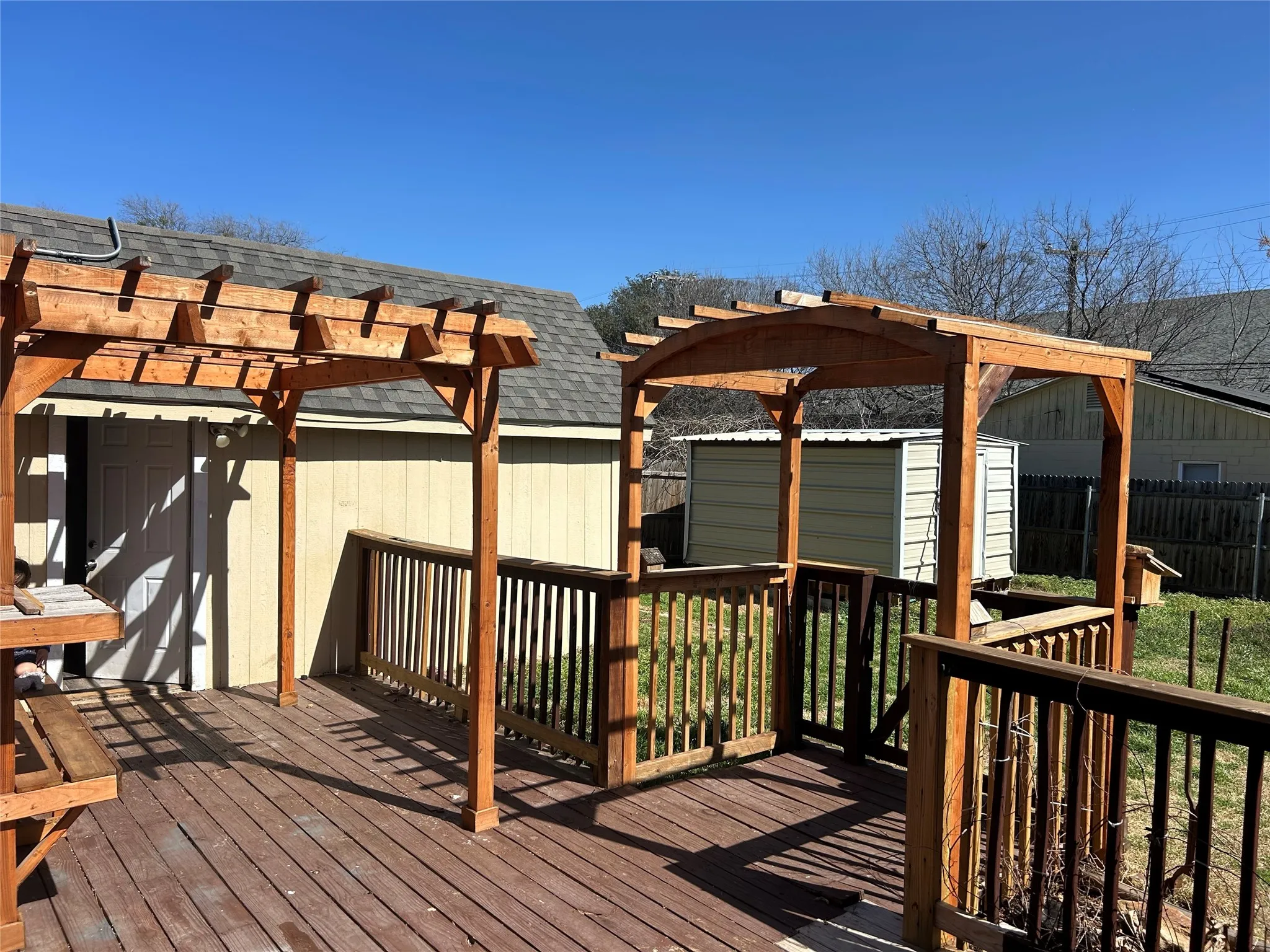 Single Family Residence For Rent in Tarrant County , 3708 Merrett Drive, Lake Worth, Texas 76135, 3 Bedroom, 1 Bathroom, Garage spaces, 1,750 Sqft, built in 1953, mls#21400756, Real Estate Agent in Lake Worth, Homes For Rent in Tarrant county, Homes For Rent in Lake Worth, Realtor in Lake Worth Texas, Real Estate Brokerage Independent Realty Texas, Luminita Cordes Realtor