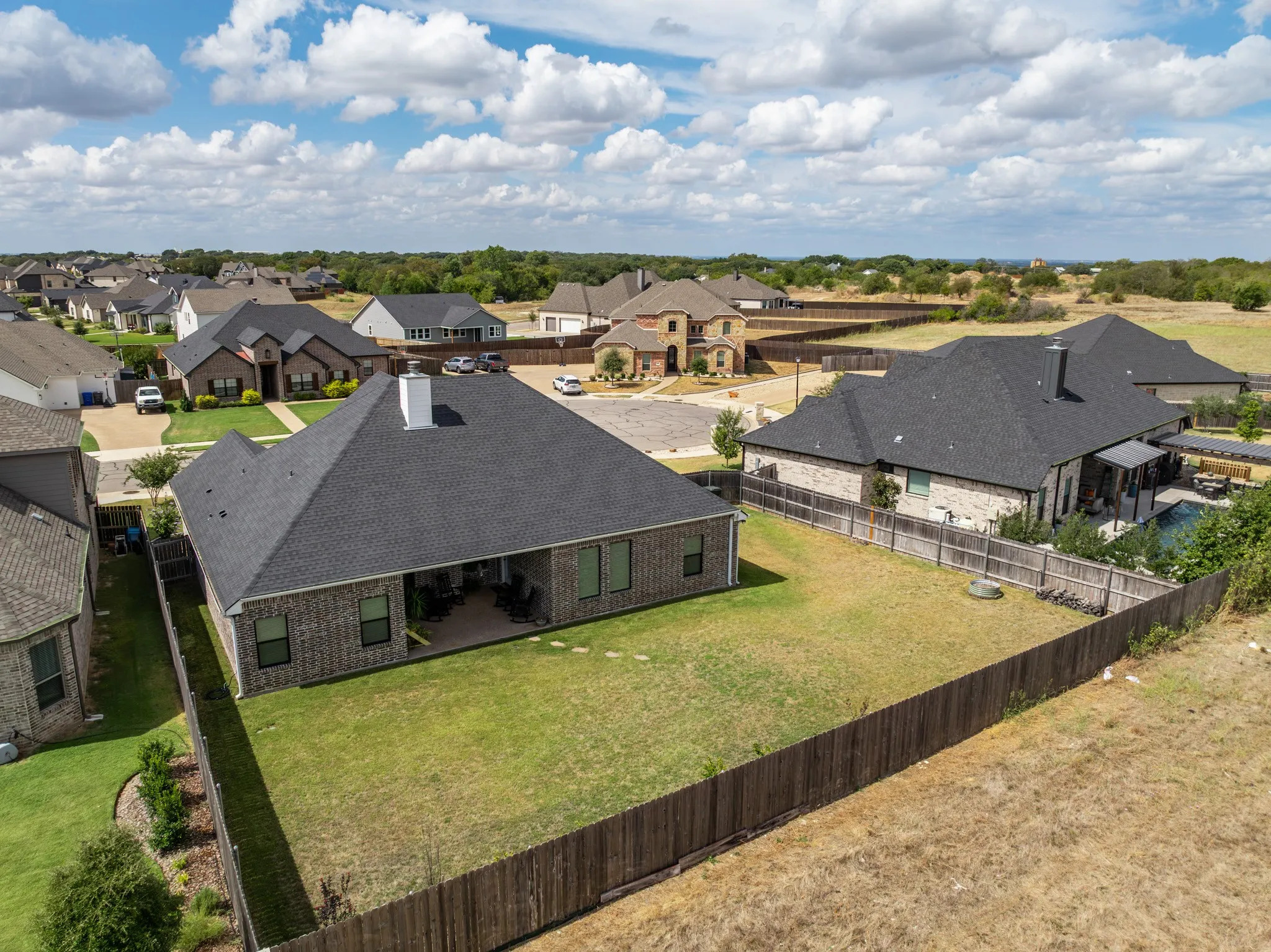 Single Family Residence For Sale in Mc Lennan County , 2108 Stinson Court, Lorena, Texas 76655, 4 Bedroom, 3 Bathroom, 2 Garage spaces, 2,297 Sqft, built in 2021, mls#21397070, Real Estate Agent in Lorena, Homes For Sale in Mc Lennan county, Homes For Sale in Lorena, Realtor in Lorena Texas, Real Estate Brokerage Independent Realty Texas, Luminita Cordes Realtor