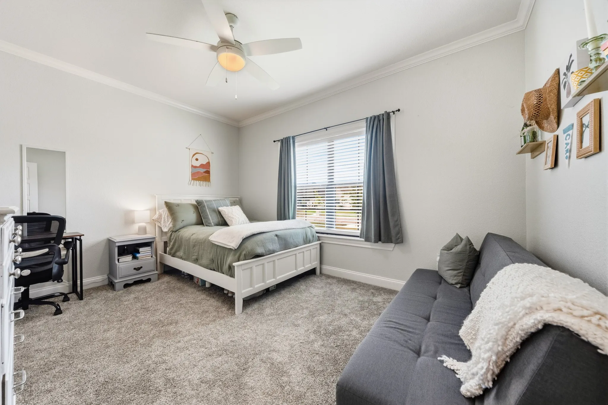 Single Family Residence For Sale in Mc Lennan County , 2108 Stinson Court, Lorena, Texas 76655, 4 Bedroom, 3 Bathroom, 2 Garage spaces, 2,297 Sqft, built in 2021, mls#21397070, Real Estate Agent in Lorena, Homes For Sale in Mc Lennan county, Homes For Sale in Lorena, Realtor in Lorena Texas, Real Estate Brokerage Independent Realty Texas, Luminita Cordes Realtor