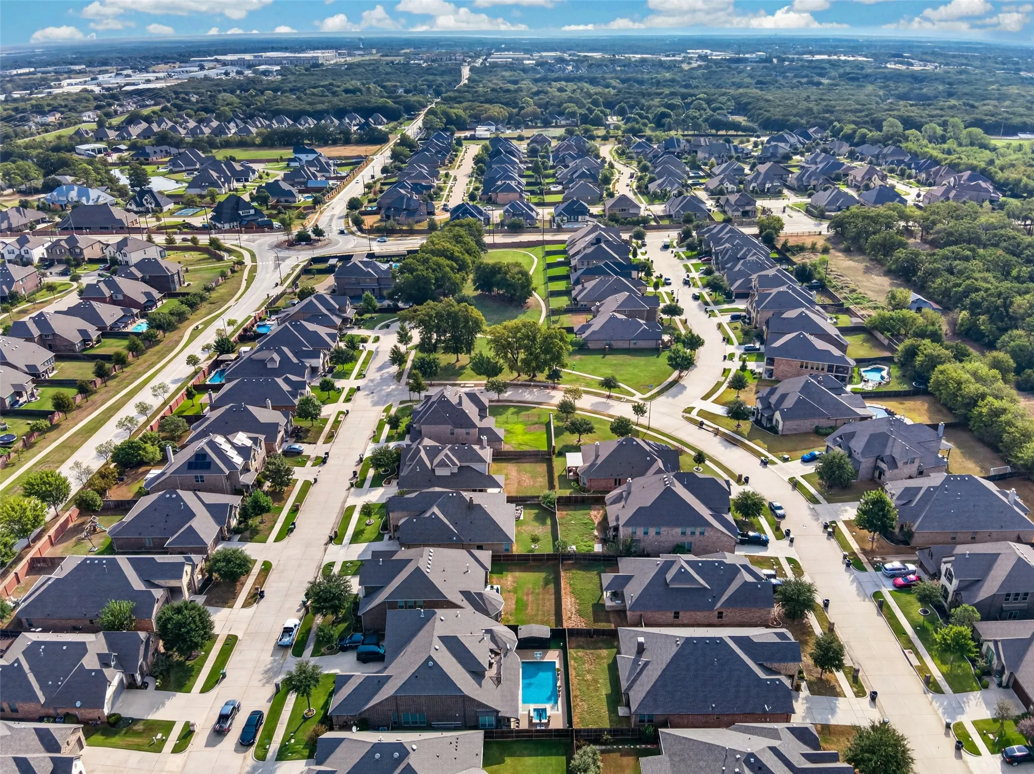 Single Family Residence For Sale in Tarrant County , 2705 Sky Ridge Road, Arlington, Texas 76001, 5 Bedroom, 5 Bathroom, 2 Garage spaces, 4,332 Sqft, built in 2016, mls#21400759, Real Estate Agent in Arlington, Homes For Sale in Tarrant county, Homes For Sale in Arlington, Realtor in Arlington Texas, Real Estate Brokerage Independent Realty Texas, Luminita Cordes Realtor