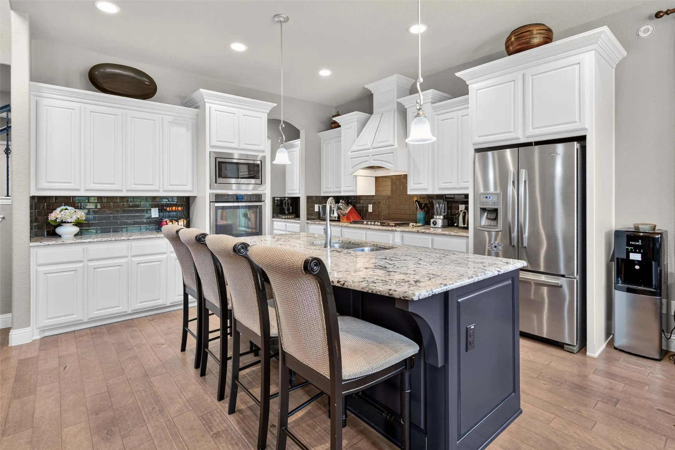 Single Family Residence For Sale in Tarrant County , 2705 Sky Ridge Road, Arlington, Texas 76001, 5 Bedroom, 5 Bathroom, 2 Garage spaces, 4,332 Sqft, built in 2016, mls#21400759, Real Estate Agent in Arlington, Homes For Sale in Tarrant county, Homes For Sale in Arlington, Realtor in Arlington Texas, Real Estate Brokerage Independent Realty Texas, Luminita Cordes Realtor