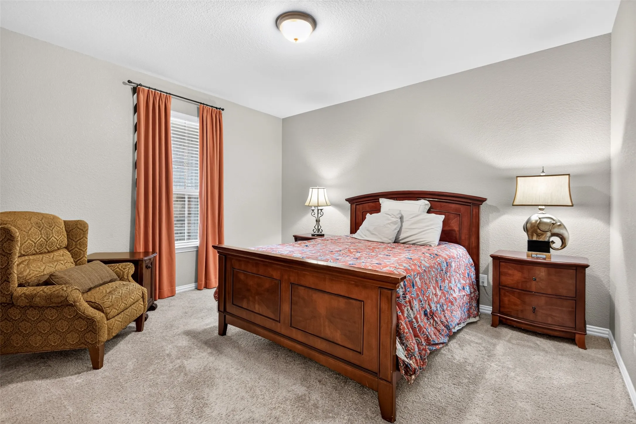 Single Family Residence For Sale in Tarrant County , 2705 Sky Ridge Road, Arlington, Texas 76001, 5 Bedroom, 5 Bathroom, 2 Garage spaces, 4,332 Sqft, built in 2016, mls#21400759, Real Estate Agent in Arlington, Homes For Sale in Tarrant county, Homes For Sale in Arlington, Realtor in Arlington Texas, Real Estate Brokerage Independent Realty Texas, Luminita Cordes Realtor