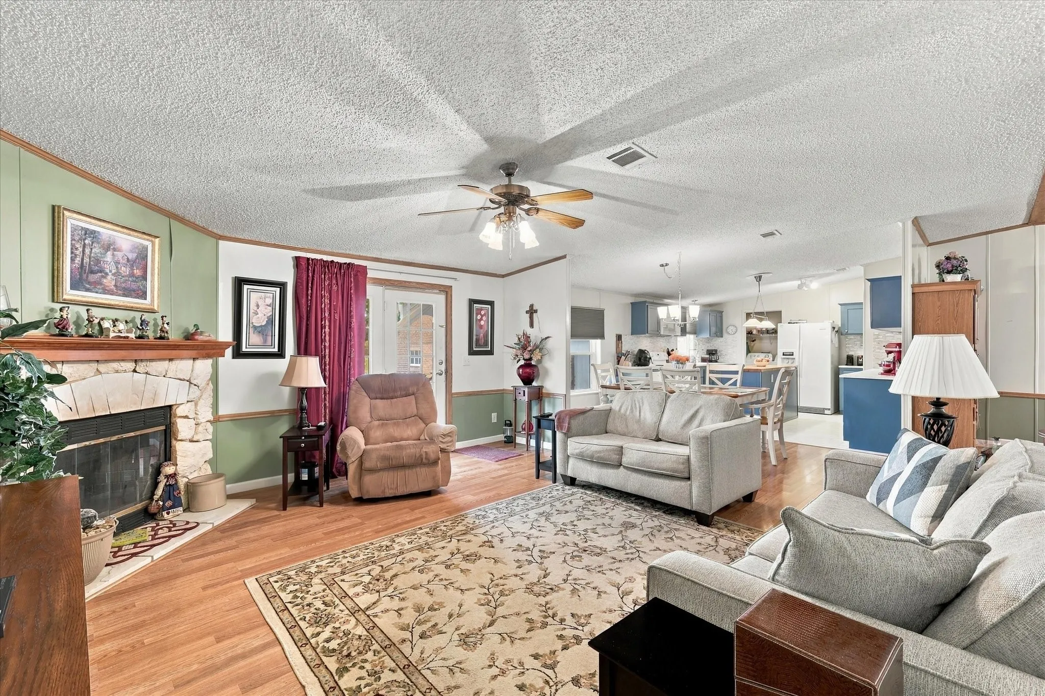 Mobile Home For Sale in Denton County , 535 Stone Ridge Drive, Ponder, Texas 76259, 4 Bedroom, 2 Bathroom, 3 Garage spaces, 2,736 Sqft, built in 2002, mls#21399724, Real Estate Agent in Ponder, Homes For Sale in Denton county, Homes For Sale in Ponder, Realtor in Ponder Texas, Real Estate Brokerage Independent Realty Texas, Luminita Cordes Realtor