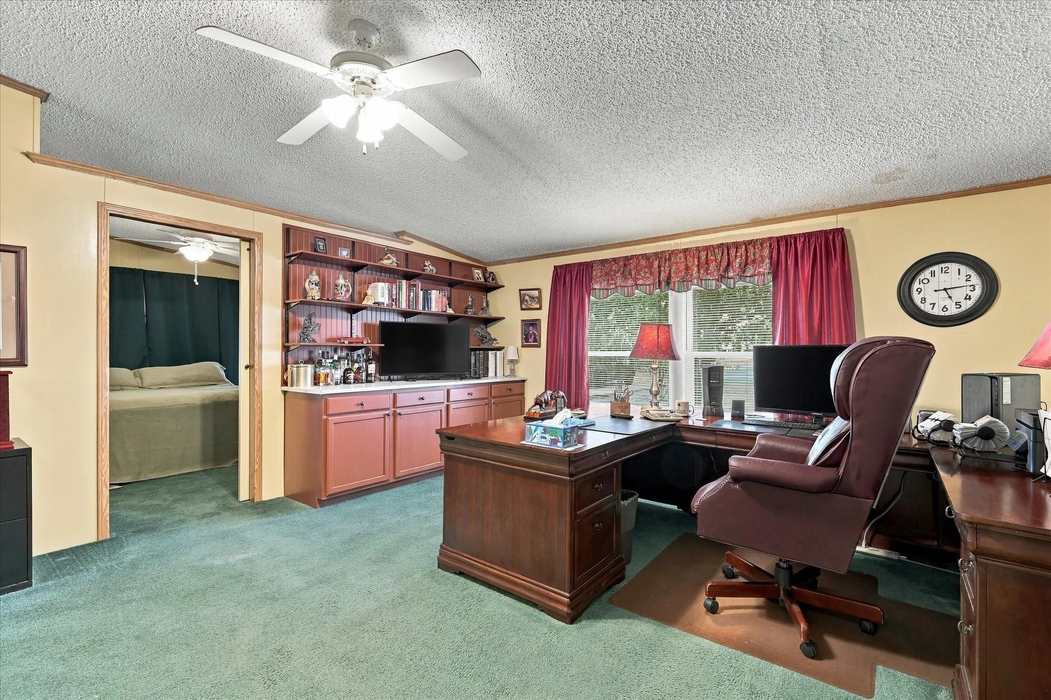 Mobile Home For Sale in Denton County , 535 Stone Ridge Drive, Ponder, Texas 76259, 4 Bedroom, 2 Bathroom, 3 Garage spaces, 2,736 Sqft, built in 2002, mls#21399724, Real Estate Agent in Ponder, Homes For Sale in Denton county, Homes For Sale in Ponder, Realtor in Ponder Texas, Real Estate Brokerage Independent Realty Texas, Luminita Cordes Realtor