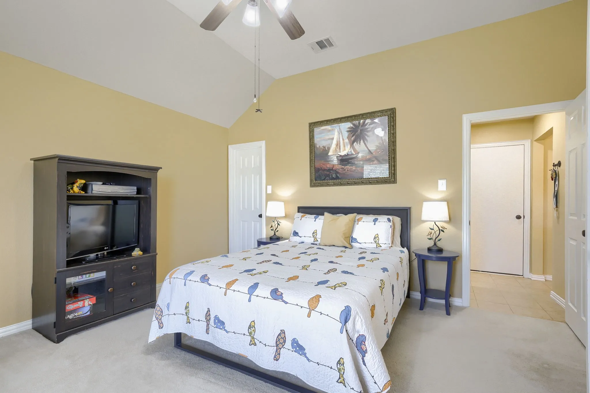 Single Family Residence For Sale in Kaufman County , 212 Pinewood Trail, Forney, Texas 75126, 4 Bedroom, 2 Bathroom, 2 Garage spaces, 2,232 Sqft, built in 2004, mls#21400677, Real Estate Agent in Forney, Homes For Sale in Kaufman county, Homes For Sale in Forney, Realtor in Forney Texas, Real Estate Brokerage Independent Realty Texas, Luminita Cordes Realtor
