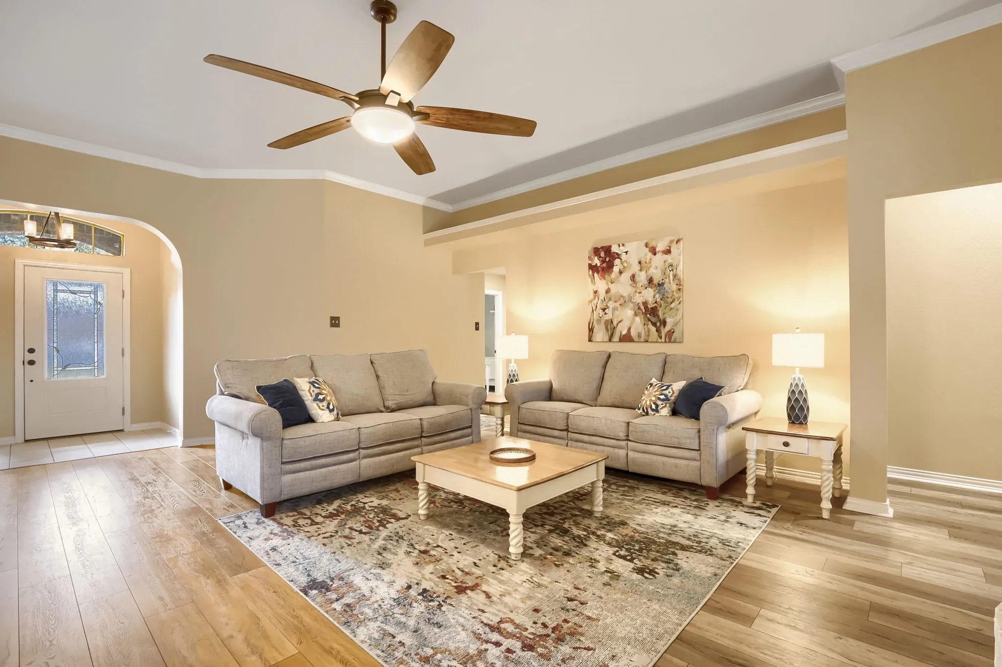 Single Family Residence For Sale in Kaufman County , 212 Pinewood Trail, Forney, Texas 75126, 4 Bedroom, 2 Bathroom, 2 Garage spaces, 2,232 Sqft, built in 2004, mls#21400677, Real Estate Agent in Forney, Homes For Sale in Kaufman county, Homes For Sale in Forney, Realtor in Forney Texas, Real Estate Brokerage Independent Realty Texas, Luminita Cordes Realtor