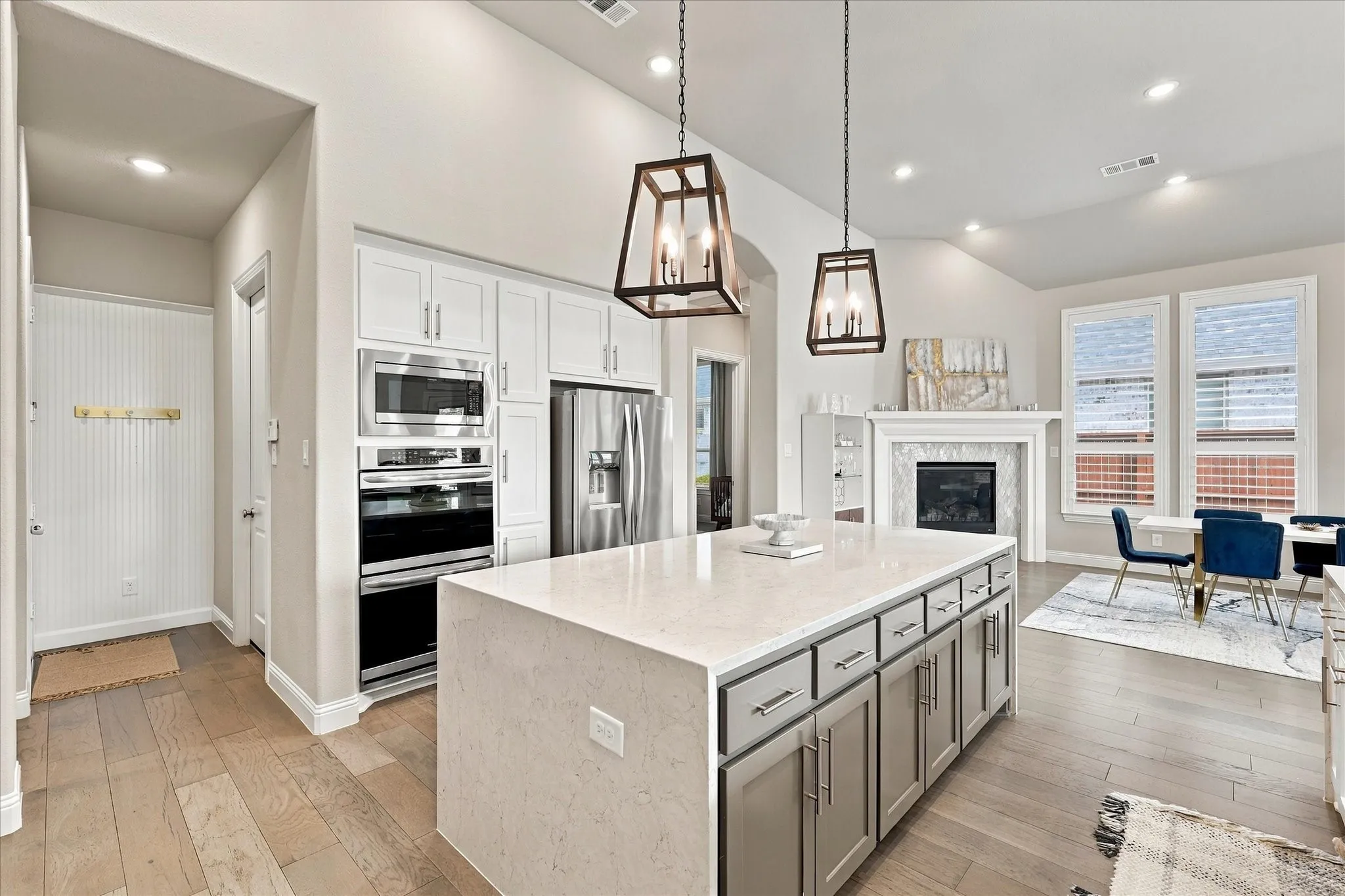 Single Family Residence For Sale in Denton County , 9308 Pecan Woods Trail, Argyle, Texas 76226, 4 Bedroom, 4 Bathroom, 3 Garage spaces, 2,983 Sqft, built in 2020, mls#21397678, Real Estate Agent in Argyle, Homes For Sale in Denton county, Homes For Sale in Argyle, Realtor in Argyle Texas, Real Estate Brokerage Independent Realty Texas, Luminita Cordes Realtor