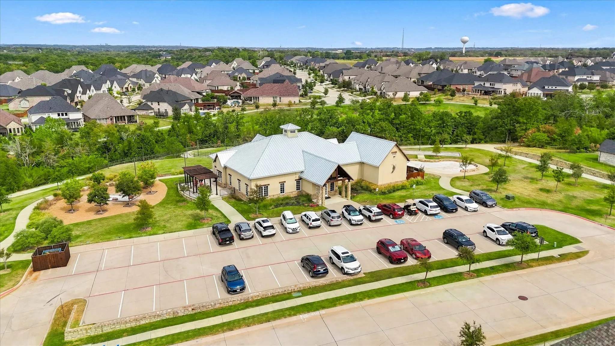 Single Family Residence For Sale in Denton County , 9308 Pecan Woods Trail, Argyle, Texas 76226, 4 Bedroom, 4 Bathroom, 3 Garage spaces, 2,983 Sqft, built in 2020, mls#21397678, Real Estate Agent in Argyle, Homes For Sale in Denton county, Homes For Sale in Argyle, Realtor in Argyle Texas, Real Estate Brokerage Independent Realty Texas, Luminita Cordes Realtor