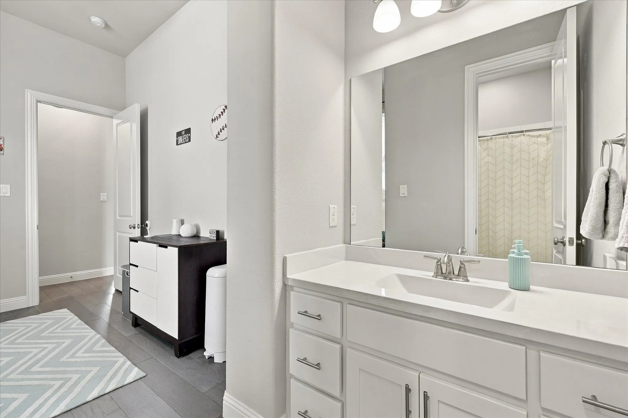 Single Family Residence For Sale in Denton County , 9308 Pecan Woods Trail, Argyle, Texas 76226, 4 Bedroom, 4 Bathroom, 3 Garage spaces, 2,983 Sqft, built in 2020, mls#21397678, Real Estate Agent in Argyle, Homes For Sale in Denton county, Homes For Sale in Argyle, Realtor in Argyle Texas, Real Estate Brokerage Independent Realty Texas, Luminita Cordes Realtor