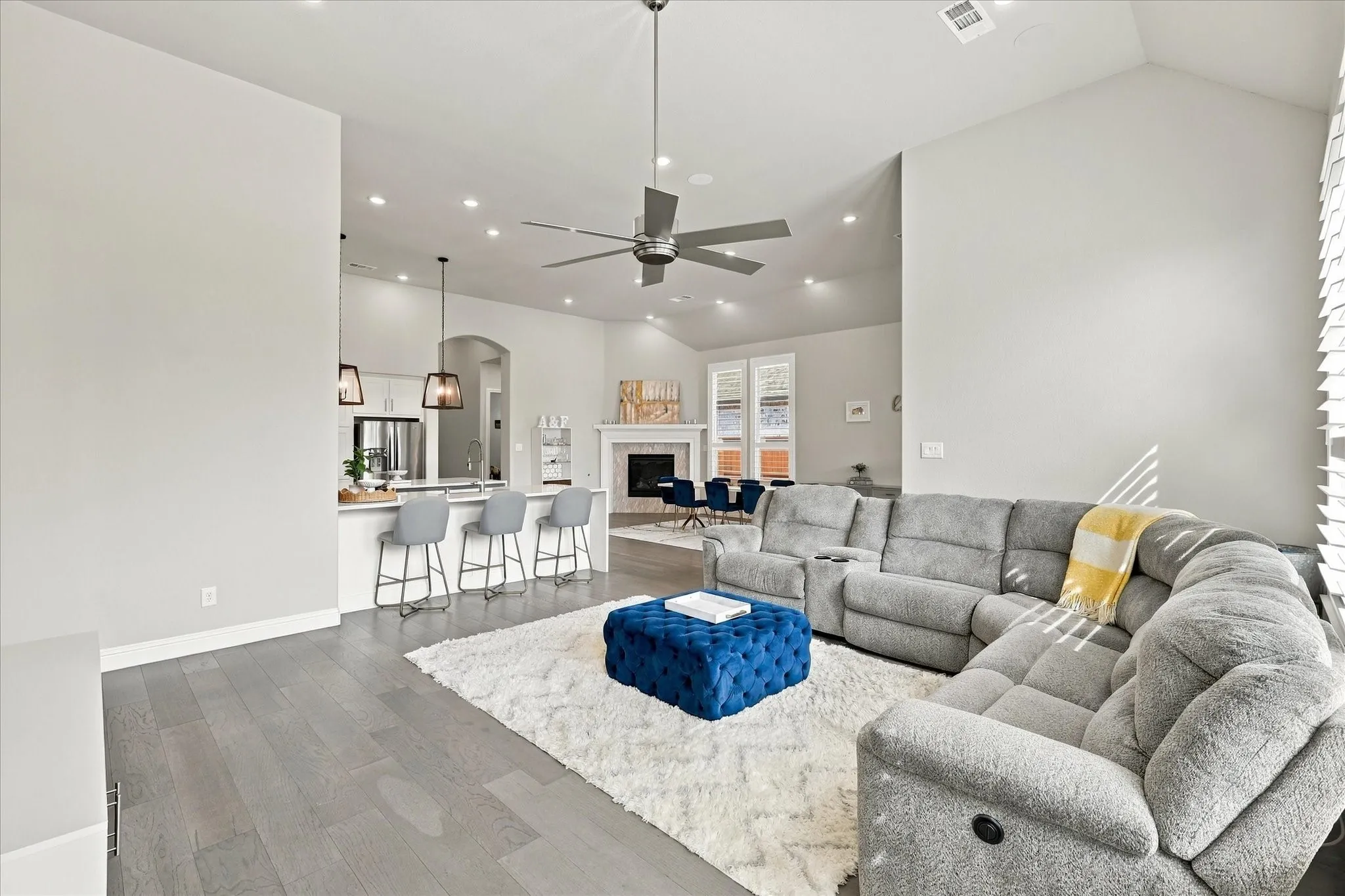 Single Family Residence For Sale in Denton County , 9308 Pecan Woods Trail, Argyle, Texas 76226, 4 Bedroom, 4 Bathroom, 3 Garage spaces, 2,983 Sqft, built in 2020, mls#21397678, Real Estate Agent in Argyle, Homes For Sale in Denton county, Homes For Sale in Argyle, Realtor in Argyle Texas, Real Estate Brokerage Independent Realty Texas, Luminita Cordes Realtor