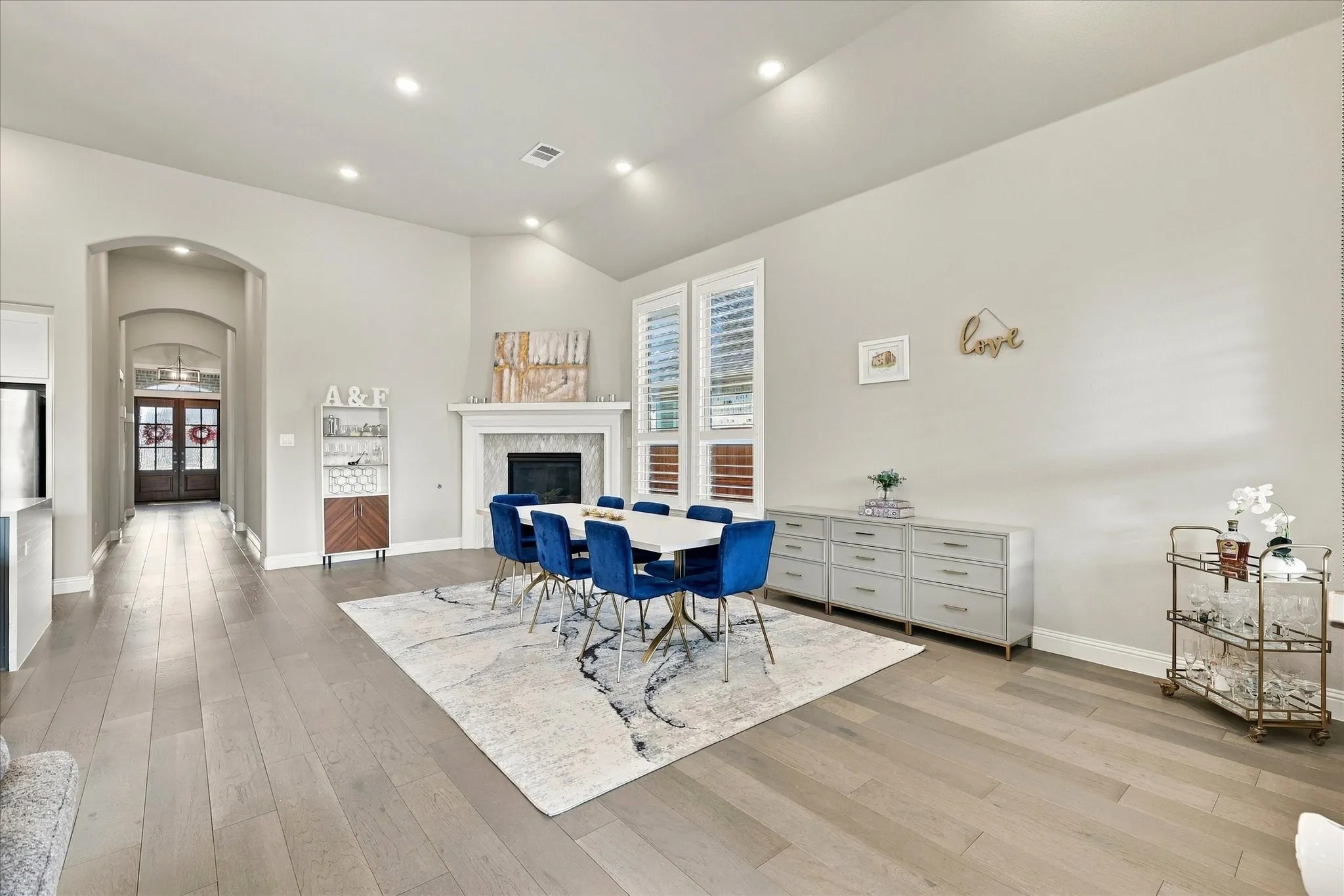 Single Family Residence For Sale in Denton County , 9308 Pecan Woods Trail, Argyle, Texas 76226, 4 Bedroom, 4 Bathroom, 3 Garage spaces, 2,983 Sqft, built in 2020, mls#21397678, Real Estate Agent in Argyle, Homes For Sale in Denton county, Homes For Sale in Argyle, Realtor in Argyle Texas, Real Estate Brokerage Independent Realty Texas, Luminita Cordes Realtor