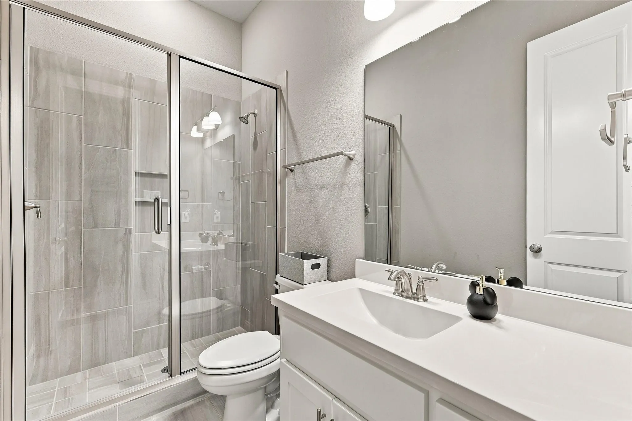 Single Family Residence For Sale in Denton County , 9308 Pecan Woods Trail, Argyle, Texas 76226, 4 Bedroom, 4 Bathroom, 3 Garage spaces, 2,983 Sqft, built in 2020, mls#21397678, Real Estate Agent in Argyle, Homes For Sale in Denton county, Homes For Sale in Argyle, Realtor in Argyle Texas, Real Estate Brokerage Independent Realty Texas, Luminita Cordes Realtor
