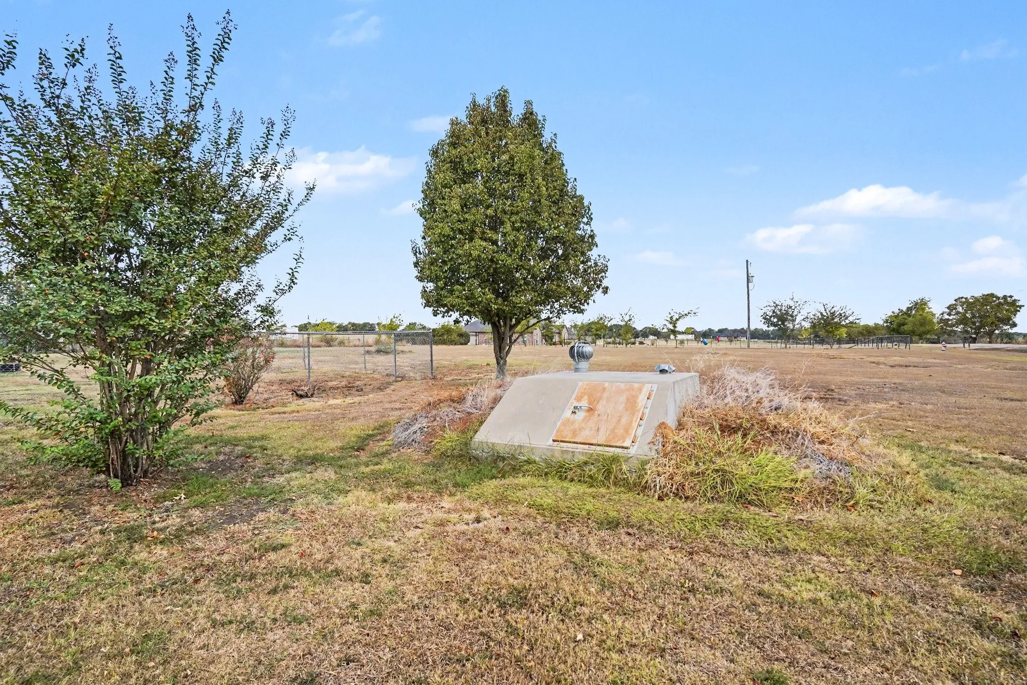 Single Family Residence For Sale in Johnson County , 7445 County Road 305, Grandview, Texas 76050, 3 Bedroom, 2 Bathroom, Garage spaces, 1,744 Sqft, built in 2002, mls#21397616, Real Estate Agent in Grandview, Homes For Sale in Johnson county, Homes For Sale in Grandview, Realtor in Grandview Texas, Real Estate Brokerage Independent Realty Texas, Luminita Cordes Realtor