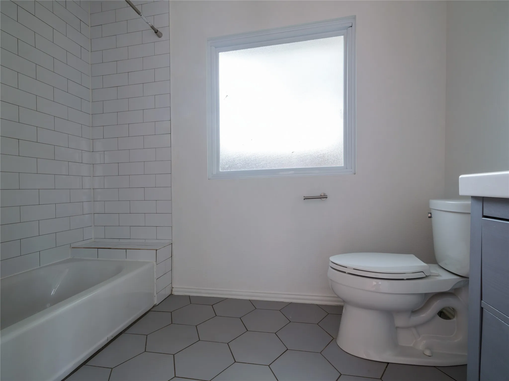 Single Family Residence For Sale in Dallas County , 427 Rorary Drive, Richardson, Texas 75081, 3 Bedroom, 3 Bathroom, 1 Garage spaces, 1,728 Sqft, built in 1956, mls#21398667, Real Estate Agent in Richardson, Homes For Sale in Dallas county, Homes For Sale in Richardson, Realtor in Richardson Texas, Real Estate Brokerage Independent Realty Texas, Luminita Cordes Realtor