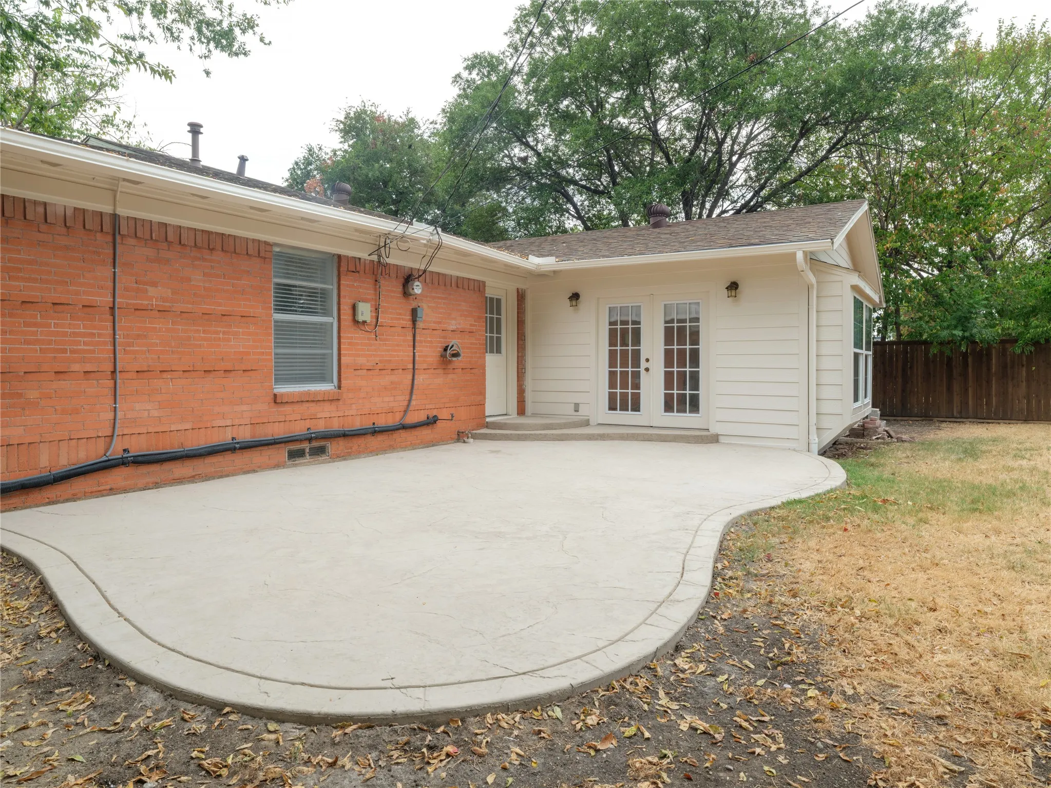 Single Family Residence For Sale in Dallas County , 427 Rorary Drive, Richardson, Texas 75081, 3 Bedroom, 3 Bathroom, 1 Garage spaces, 1,728 Sqft, built in 1956, mls#21398667, Real Estate Agent in Richardson, Homes For Sale in Dallas county, Homes For Sale in Richardson, Realtor in Richardson Texas, Real Estate Brokerage Independent Realty Texas, Luminita Cordes Realtor