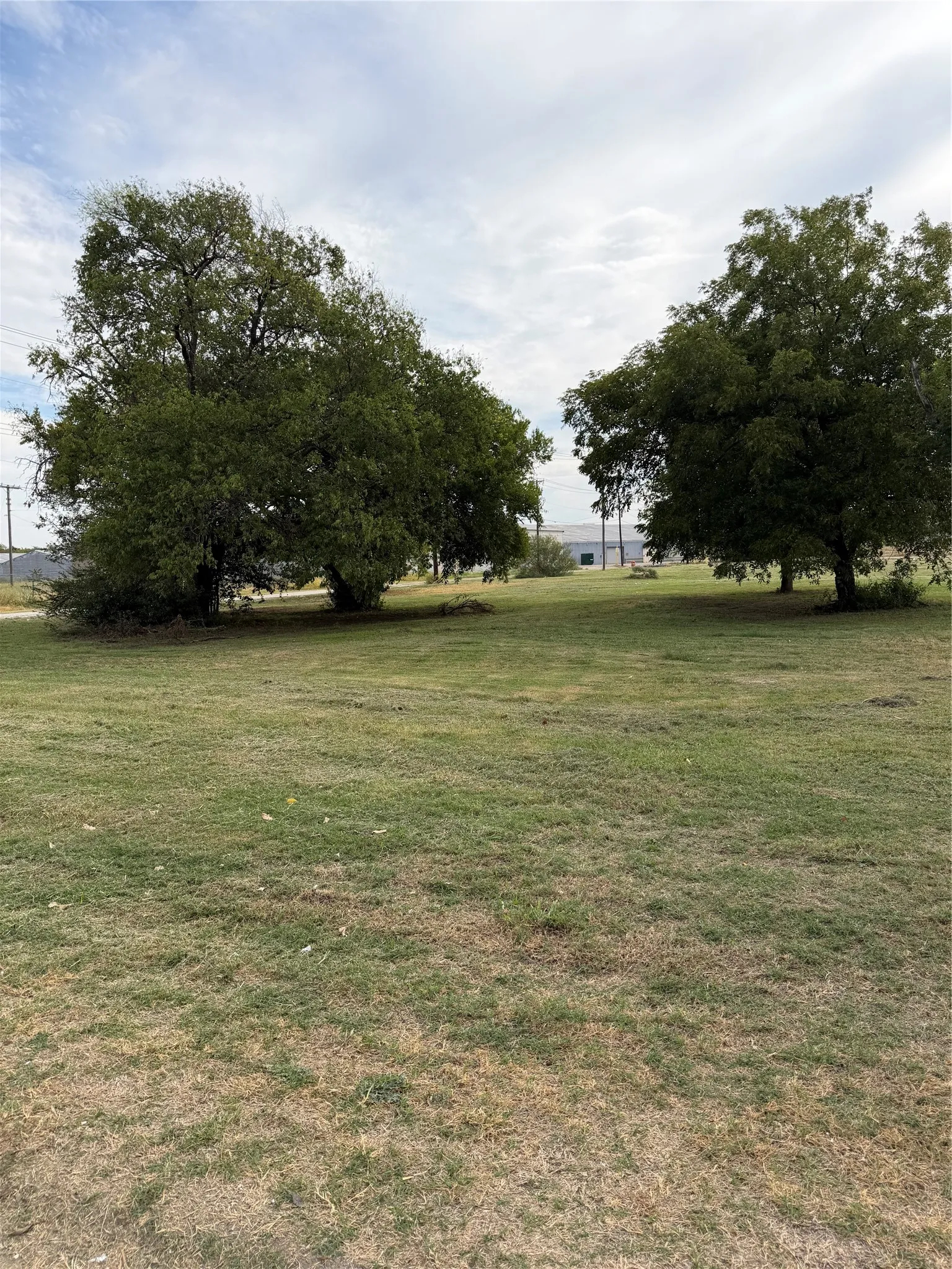 Unimproved Land For Sale in Hill County , TBD 1 W Franklin Street, Hillsboro, Texas 76645, 0, 0, Garage spaces, 0 Sqft, built in 2026, mls#21399457, Real Estate Agent in Hillsboro, Homes For Sale in Hill county, Homes For Sale in Hillsboro, Realtor in Hillsboro Texas, Real Estate Brokerage Independent Realty Texas, Luminita Cordes Realtor