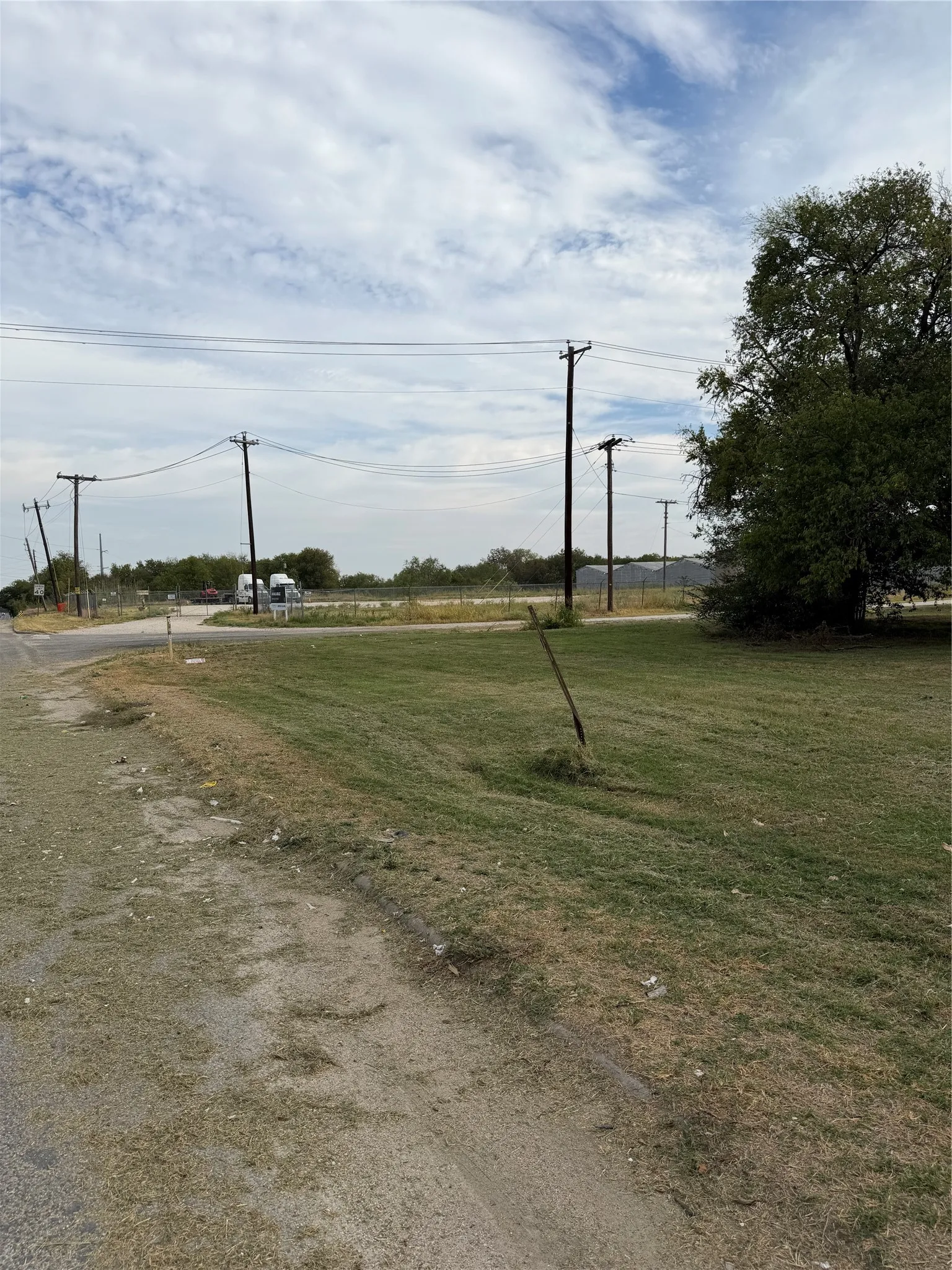 Unimproved Land For Sale in Hill County , TBD 1 W Franklin Street, Hillsboro, Texas 76645, 0, 0, Garage spaces, 0 Sqft, built in 2026, mls#21399457, Real Estate Agent in Hillsboro, Homes For Sale in Hill county, Homes For Sale in Hillsboro, Realtor in Hillsboro Texas, Real Estate Brokerage Independent Realty Texas, Luminita Cordes Realtor