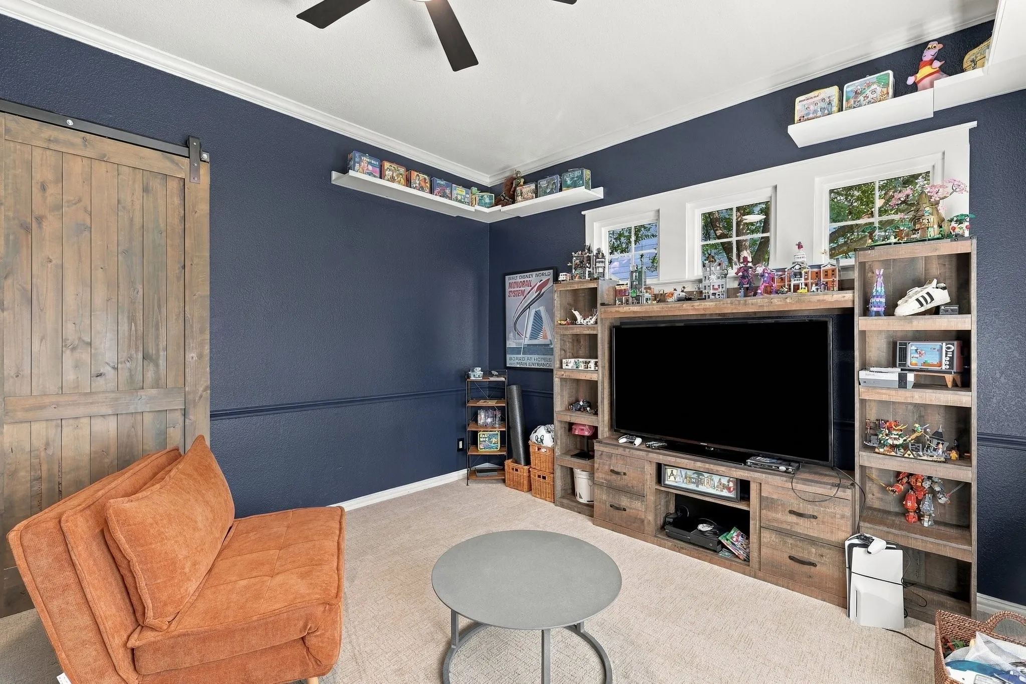 This room has many uses: TV room, playroom, game room, music room, library...