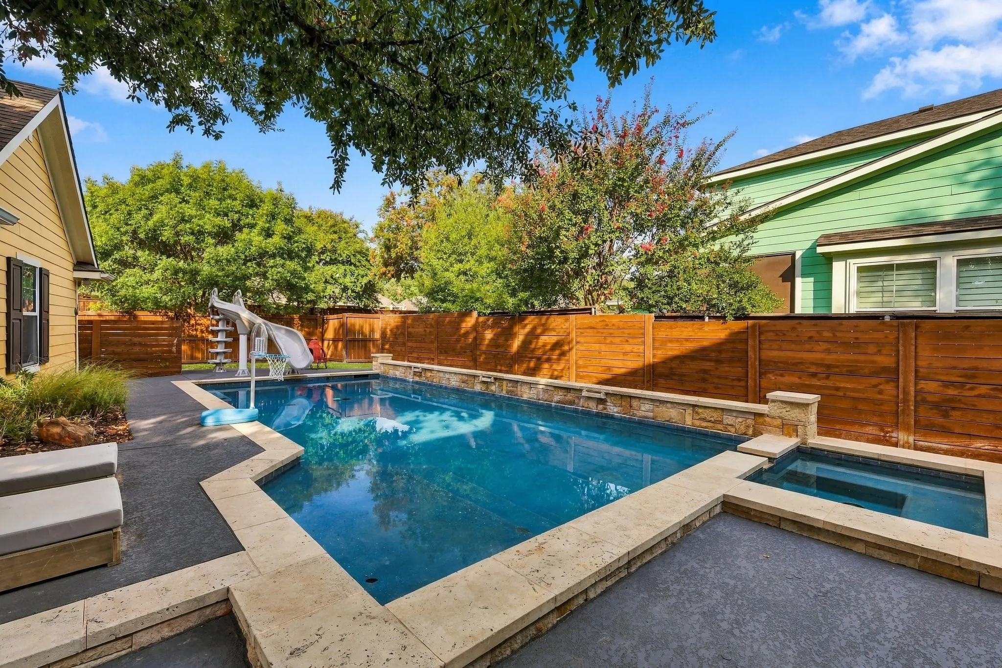 Single Family Residence For Sale in Tarrant County , 6025 Winter Park Drive, North Richland Hills, Texas 76180, 4 Bedroom, 3 Bathroom, 3 Garage spaces, 2,739 Sqft, built in 2002, mls#21400551, Real Estate Agent in North Richland Hills, Homes For Sale in Tarrant county, Homes For Sale in North Richland Hills, Realtor in North Richland Hills Texas, Real Estate Brokerage Independent Realty Texas, Luminita Cordes Realtor
