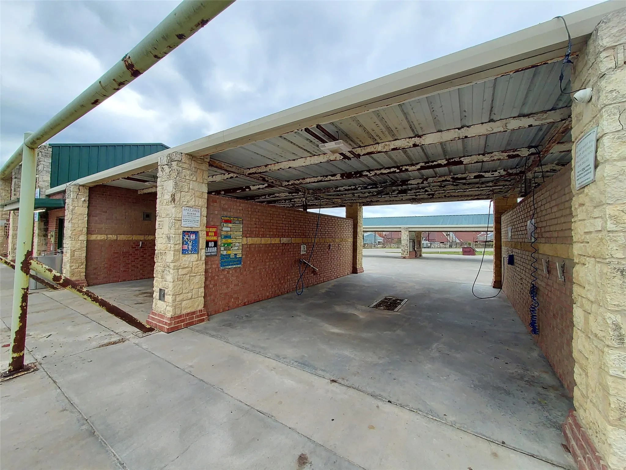 Business For Sale in Hunt County , 320 N Santa Fe Street, Wolfe City, Texas 75496, 0, 0, Garage spaces, 0 Sqft, built in 2005, mls#21400774, Real Estate Agent in Wolfe City, Homes For Sale in Hunt county, Homes For Sale in Wolfe City, Realtor in Wolfe City Texas, Real Estate Brokerage Independent Realty Texas, Luminita Cordes Realtor