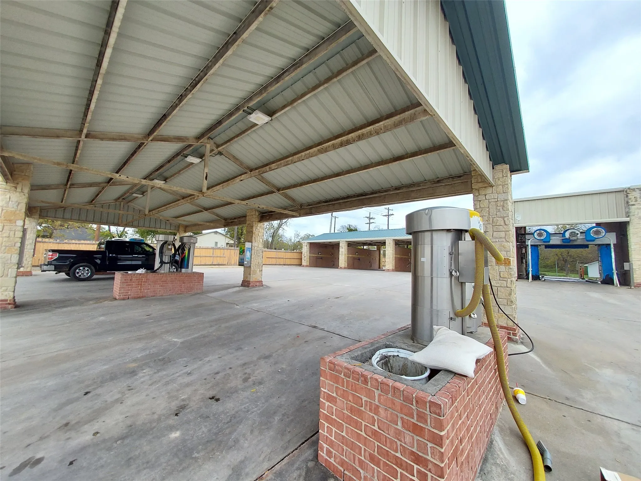 Business For Sale in Hunt County , 320 N Santa Fe Street, Wolfe City, Texas 75496, 0, 0, Garage spaces, 0 Sqft, built in 2005, mls#21400774, Real Estate Agent in Wolfe City, Homes For Sale in Hunt county, Homes For Sale in Wolfe City, Realtor in Wolfe City Texas, Real Estate Brokerage Independent Realty Texas, Luminita Cordes Realtor