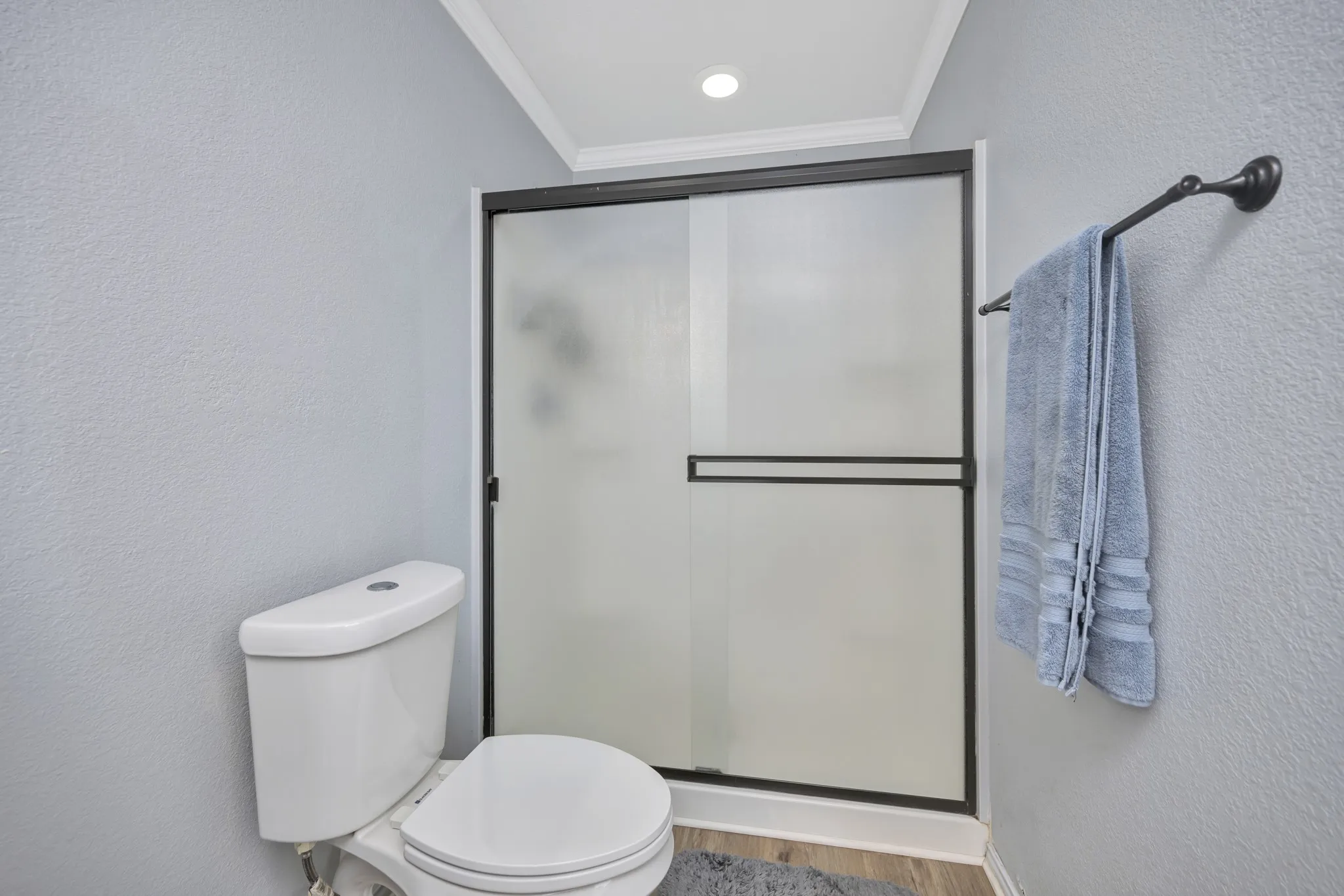 Single Family Residence For Sale in Tarrant County , 10860 Braemoor Drive, Fort Worth, Texas 76052, 3 Bedroom, 2 Bathroom, 2 Garage spaces, 1,656 Sqft, built in 2005, mls#21377858, Real Estate Agent in Fort Worth, Homes For Sale in Tarrant county, Homes For Sale in Fort Worth, Realtor in Fort Worth Texas, Real Estate Brokerage Independent Realty Texas, Luminita Cordes Realtor