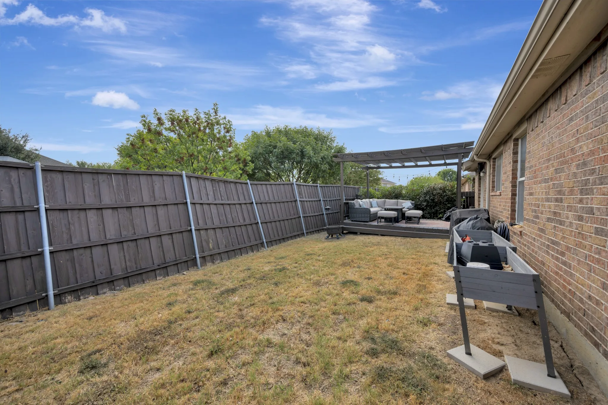 Single Family Residence For Sale in Tarrant County , 10860 Braemoor Drive, Fort Worth, Texas 76052, 3 Bedroom, 2 Bathroom, 2 Garage spaces, 1,656 Sqft, built in 2005, mls#21377858, Real Estate Agent in Fort Worth, Homes For Sale in Tarrant county, Homes For Sale in Fort Worth, Realtor in Fort Worth Texas, Real Estate Brokerage Independent Realty Texas, Luminita Cordes Realtor