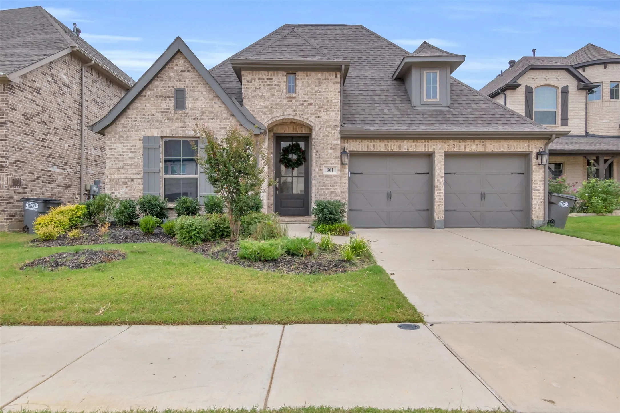 Single Family Residence For Sale in Denton County , 361 Moonvine Drive, Little Elm, Texas 75068, 4 Bedroom, 3 Bathroom, 2 Garage spaces, 2,511 Sqft, built in 2021, mls#21398245, Real Estate Agent in Little Elm, Homes For Sale in Denton county, Homes For Sale in Little Elm, Realtor in Little Elm Texas, Real Estate Brokerage Independent Realty Texas, Luminita Cordes Realtor