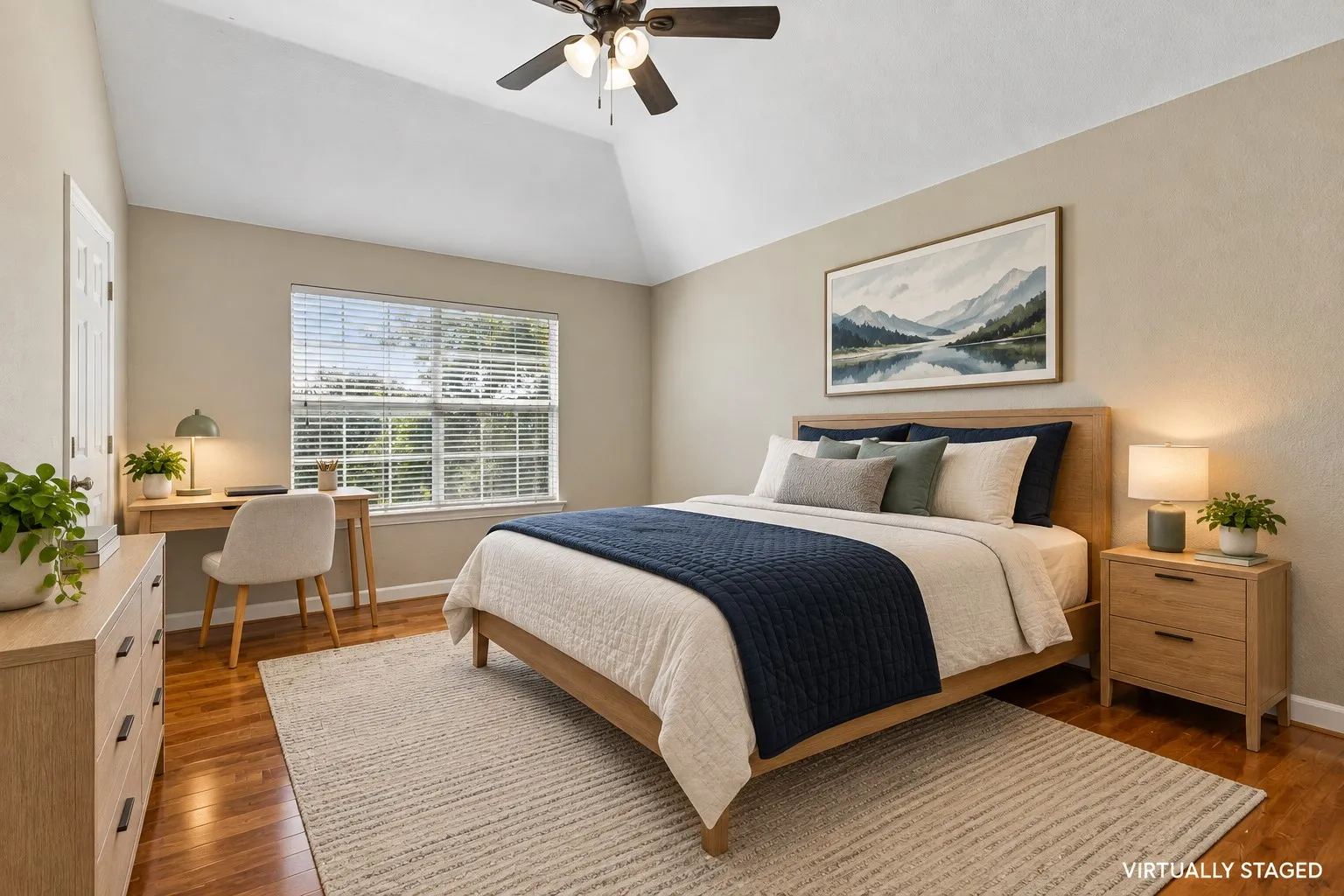 Single Family Residence For Sale in Denton County , 35 Creekside Drive, Trophy Club, Texas 76262, 4 Bedroom, 4 Bathroom, 2 Garage spaces, 3,608 Sqft, built in 1999, mls#21399821, Real Estate Agent in Trophy Club, Homes For Sale in Denton county, Homes For Sale in Trophy Club, Realtor in Trophy Club Texas, Real Estate Brokerage Independent Realty Texas, Luminita Cordes Realtor