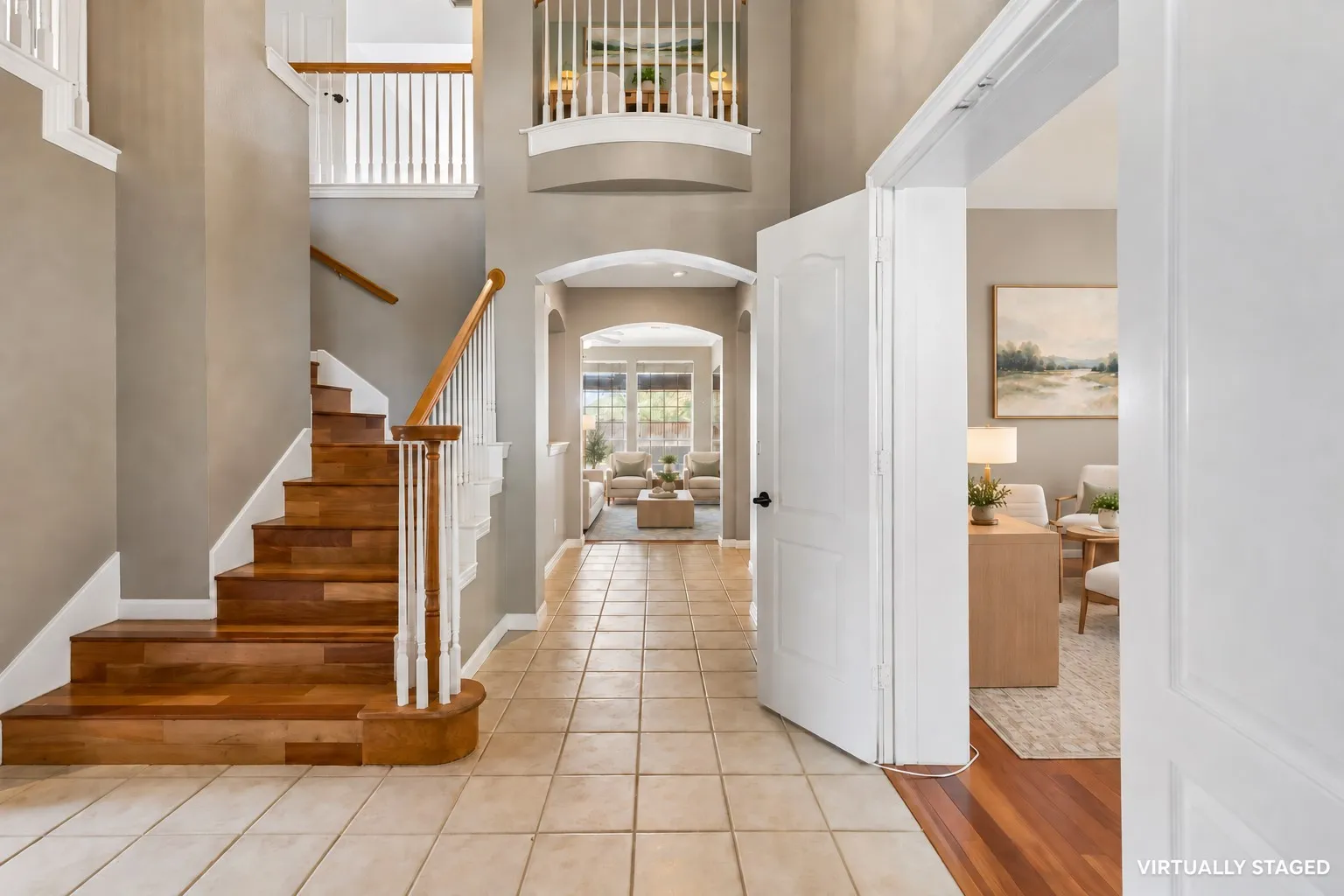 Single Family Residence For Sale in Denton County , 35 Creekside Drive, Trophy Club, Texas 76262, 4 Bedroom, 4 Bathroom, 2 Garage spaces, 3,608 Sqft, built in 1999, mls#21399821, Real Estate Agent in Trophy Club, Homes For Sale in Denton county, Homes For Sale in Trophy Club, Realtor in Trophy Club Texas, Real Estate Brokerage Independent Realty Texas, Luminita Cordes Realtor