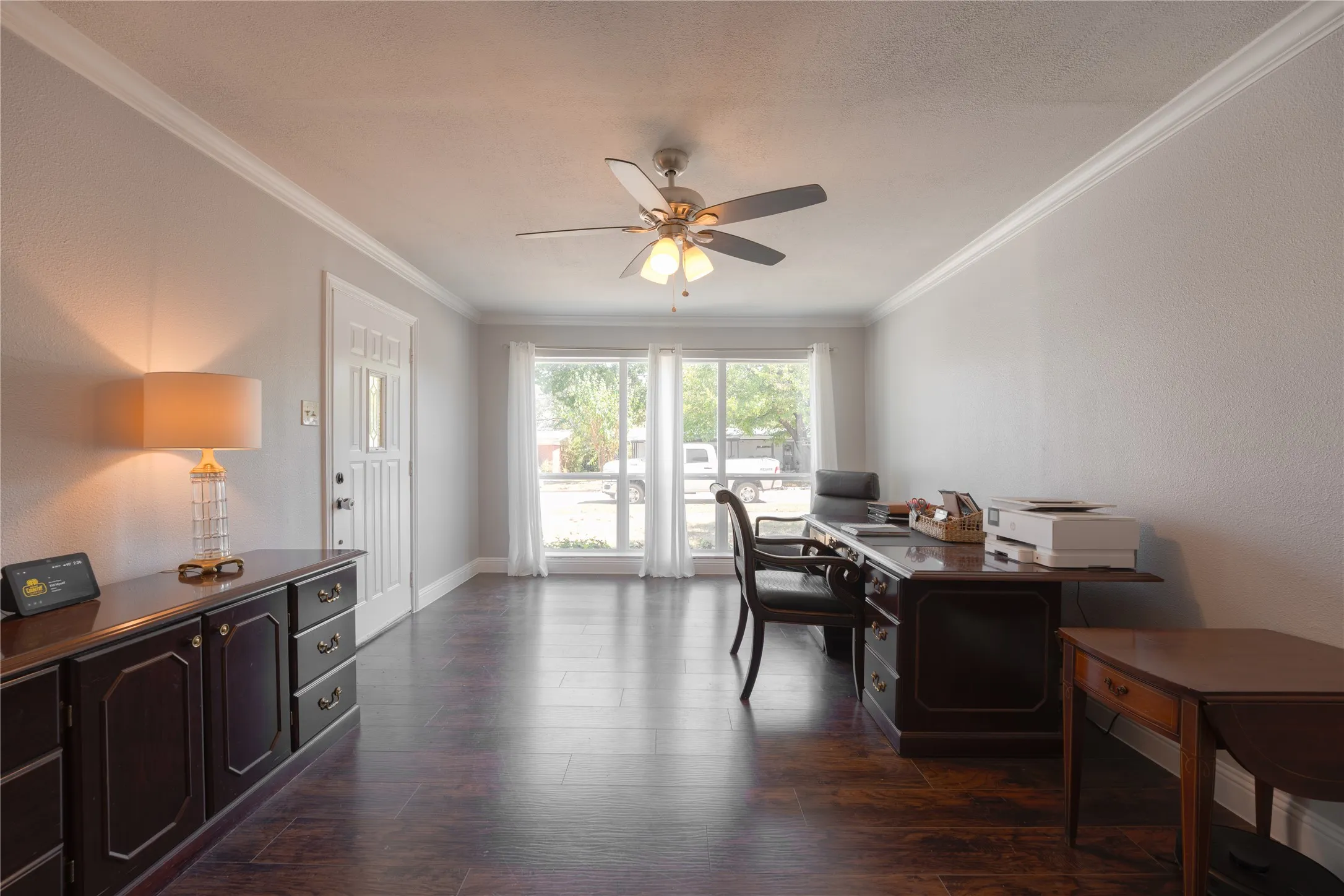 Single Family Residence For Sale in Tarrant County , 7901 Laura Street, North Richland Hills, Texas 76180, 3 Bedroom, 2 Bathroom, 1 Garage spaces, 1,536 Sqft, built in 1955, mls#21399703, Real Estate Agent in North Richland Hills, Homes For Sale in Tarrant county, Homes For Sale in North Richland Hills, Realtor in North Richland Hills Texas, Real Estate Brokerage Independent Realty Texas, Luminita Cordes Realtor