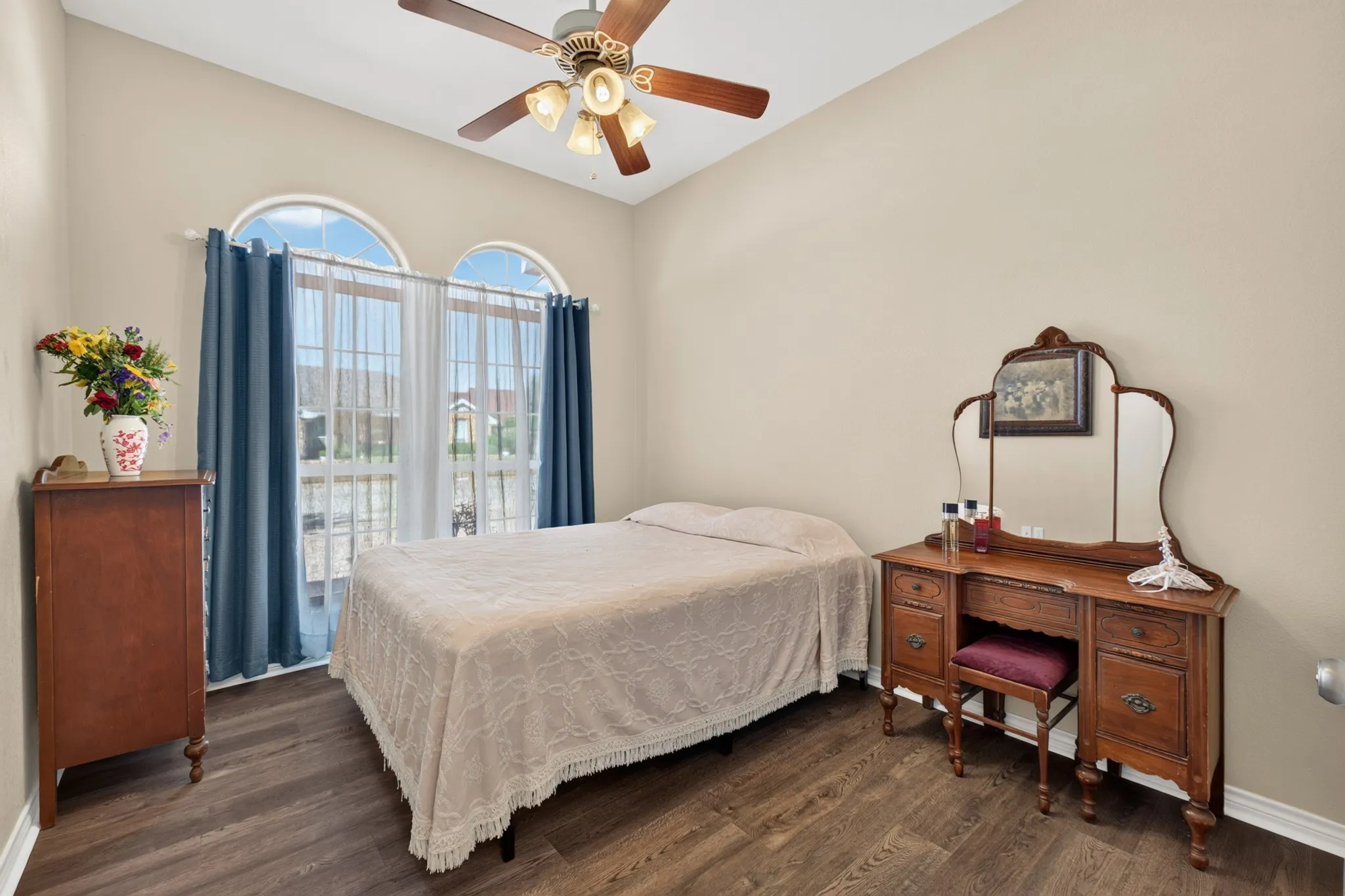 Single Family Residence For Sale in Taylor County , 7033 Waterway Lane, Abilene, Texas 79606, 3 Bedroom, 2 Bathroom, 2 Garage spaces, 1,919 Sqft, built in 2006, mls#21400069, Real Estate Agent in Abilene, Homes For Sale in Taylor county, Homes For Sale in Abilene, Realtor in Abilene Texas, Real Estate Brokerage Independent Realty Texas, Luminita Cordes Realtor