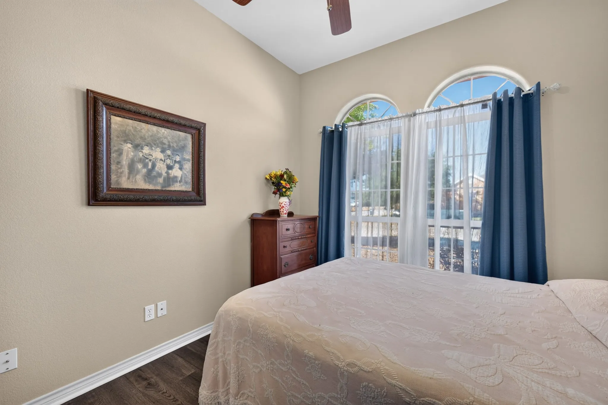Single Family Residence For Sale in Taylor County , 7033 Waterway Lane, Abilene, Texas 79606, 3 Bedroom, 2 Bathroom, 2 Garage spaces, 1,919 Sqft, built in 2006, mls#21400069, Real Estate Agent in Abilene, Homes For Sale in Taylor county, Homes For Sale in Abilene, Realtor in Abilene Texas, Real Estate Brokerage Independent Realty Texas, Luminita Cordes Realtor