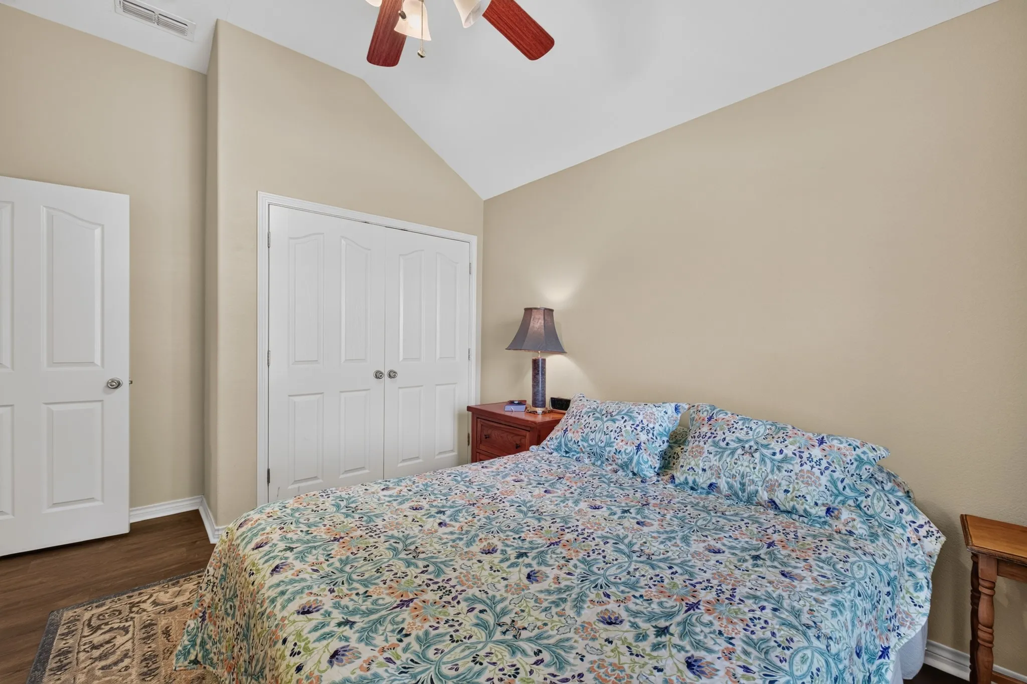 Single Family Residence For Sale in Taylor County , 7033 Waterway Lane, Abilene, Texas 79606, 3 Bedroom, 2 Bathroom, 2 Garage spaces, 1,919 Sqft, built in 2006, mls#21400069, Real Estate Agent in Abilene, Homes For Sale in Taylor county, Homes For Sale in Abilene, Realtor in Abilene Texas, Real Estate Brokerage Independent Realty Texas, Luminita Cordes Realtor