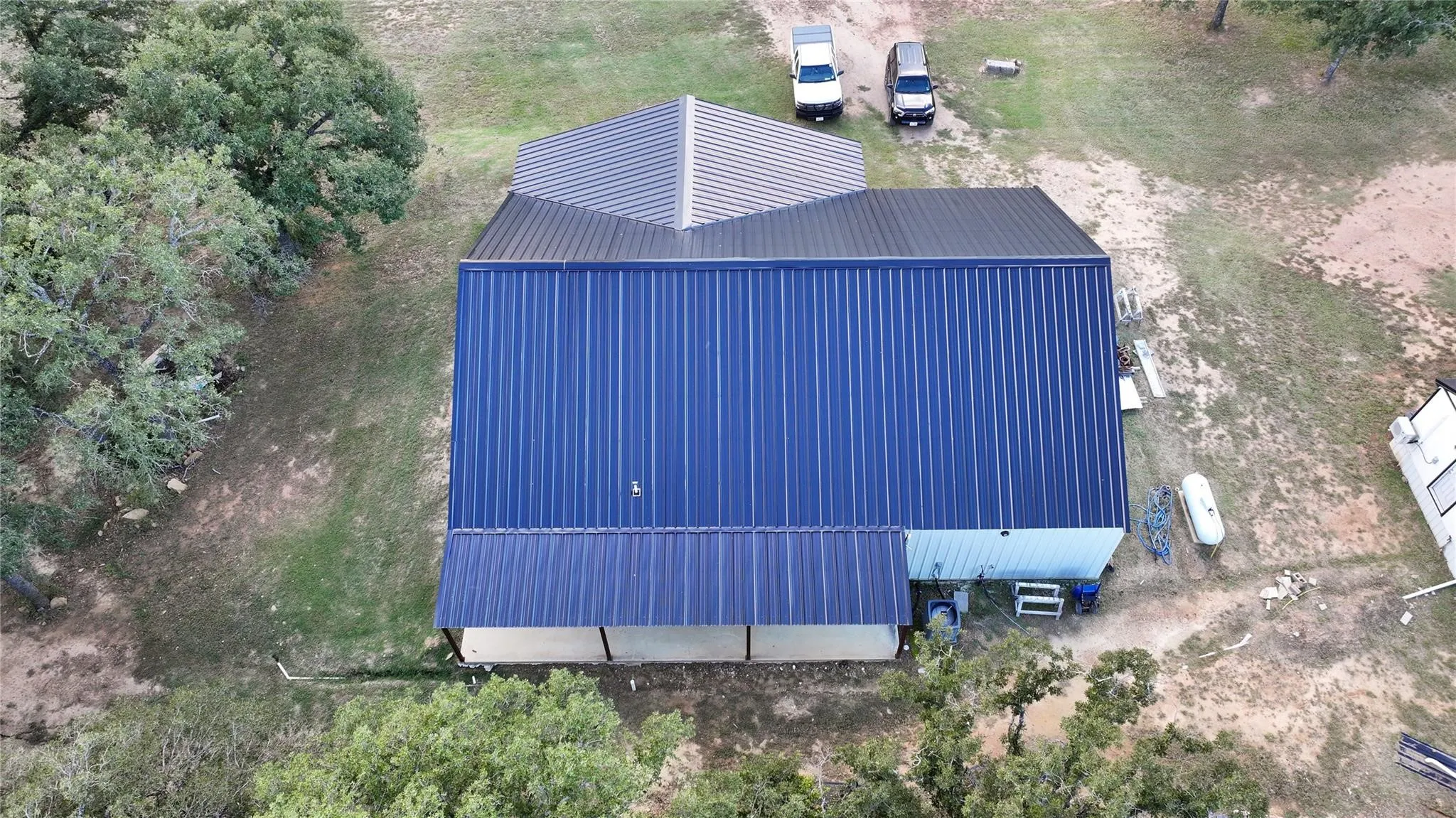 Single Family Residence For Sale in Montague County , 335 Ponderosa Street, Bowie, Texas 76230, 2 Bedroom, 2 Bathroom, 1 Garage spaces, 1,760 Sqft, built in 2022, mls#21367717, Real Estate Agent in Bowie, Homes For Sale in Montague county, Homes For Sale in Bowie, Realtor in Bowie Texas, Real Estate Brokerage Independent Realty Texas, Luminita Cordes Realtor