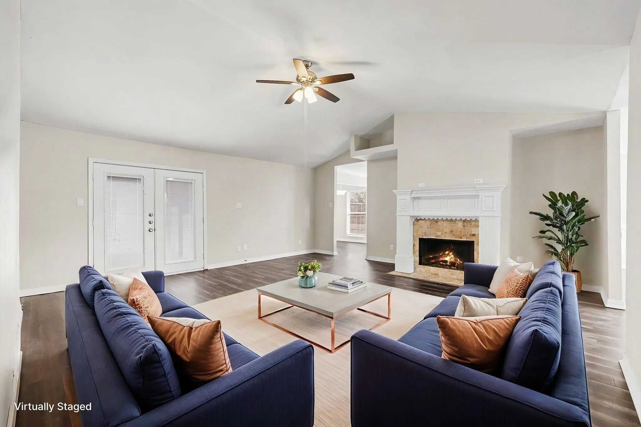 Single Family Residence For Sale in Denton County , 3704 Standridge Drive, Carrollton, Texas 75007, 3 Bedroom, 2 Bathroom, 2 Garage spaces, 2,111 Sqft, built in 1978, mls#21400336, Real Estate Agent in Carrollton, Homes For Sale in Denton county, Homes For Sale in Carrollton, Realtor in Carrollton Texas, Real Estate Brokerage Independent Realty Texas, Luminita Cordes Realtor