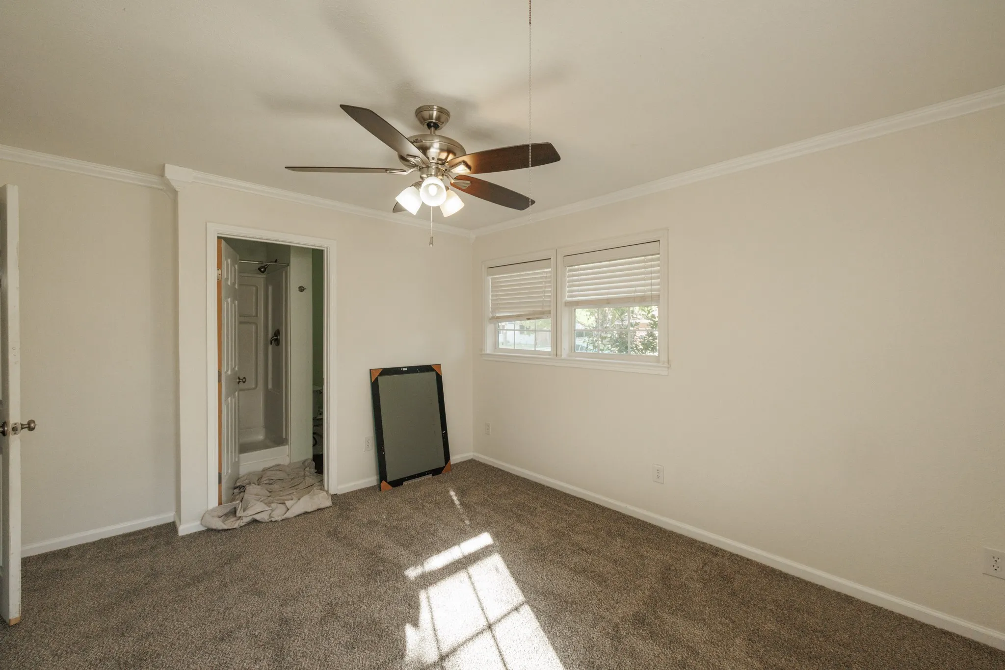 Single Family Residence For Sale in Taylor County , 3181 Columbia Drive, Abilene, Texas 79605, 3 Bedroom, 2 Bathroom, 1 Garage spaces, 1,400 Sqft, built in 1957, mls#21393070, Real Estate Agent in Abilene, Homes For Sale in Taylor county, Homes For Sale in Abilene, Realtor in Abilene Texas, Real Estate Brokerage Independent Realty Texas, Luminita Cordes Realtor