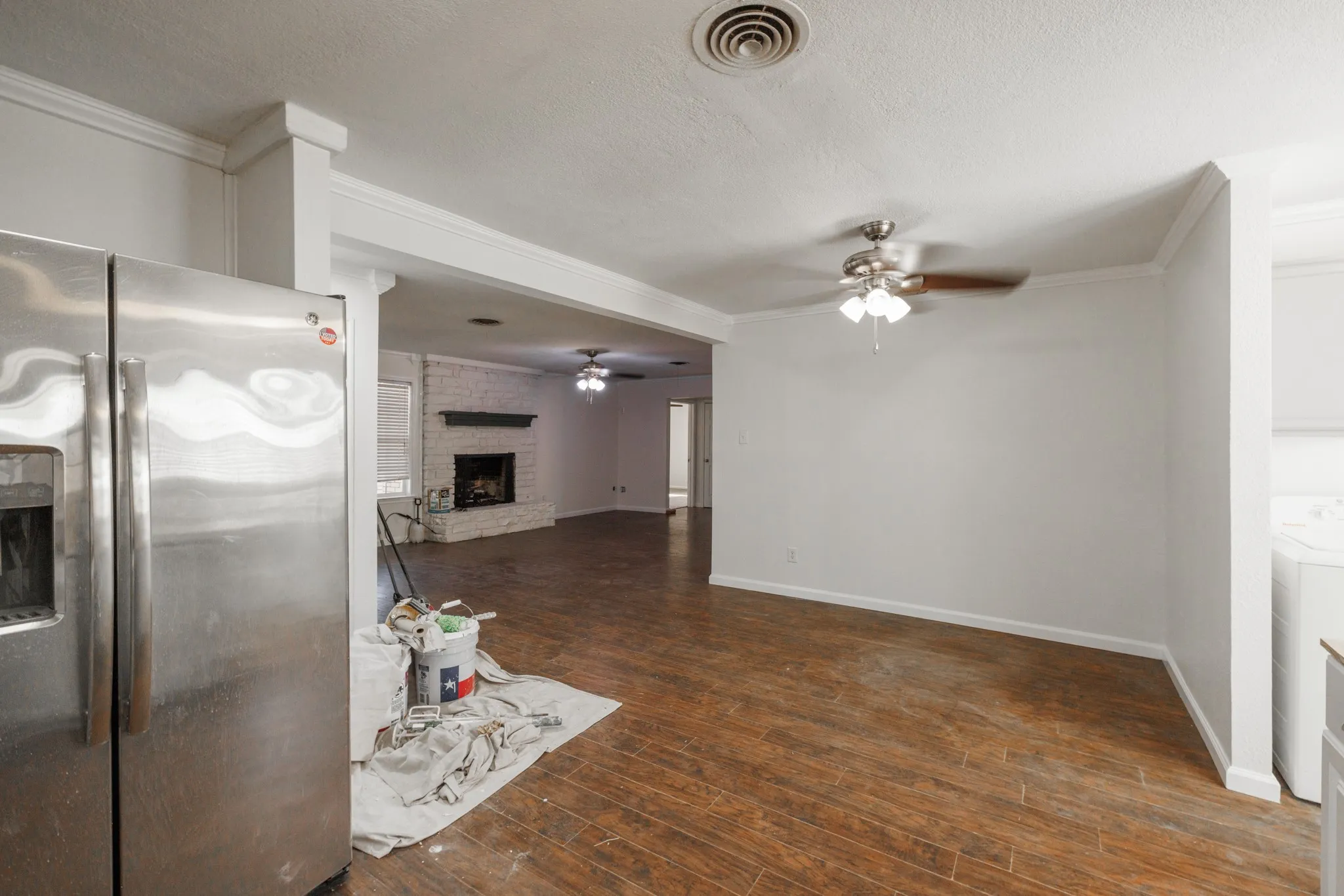 Single Family Residence For Sale in Taylor County , 3181 Columbia Drive, Abilene, Texas 79605, 3 Bedroom, 2 Bathroom, 1 Garage spaces, 1,400 Sqft, built in 1957, mls#21393070, Real Estate Agent in Abilene, Homes For Sale in Taylor county, Homes For Sale in Abilene, Realtor in Abilene Texas, Real Estate Brokerage Independent Realty Texas, Luminita Cordes Realtor