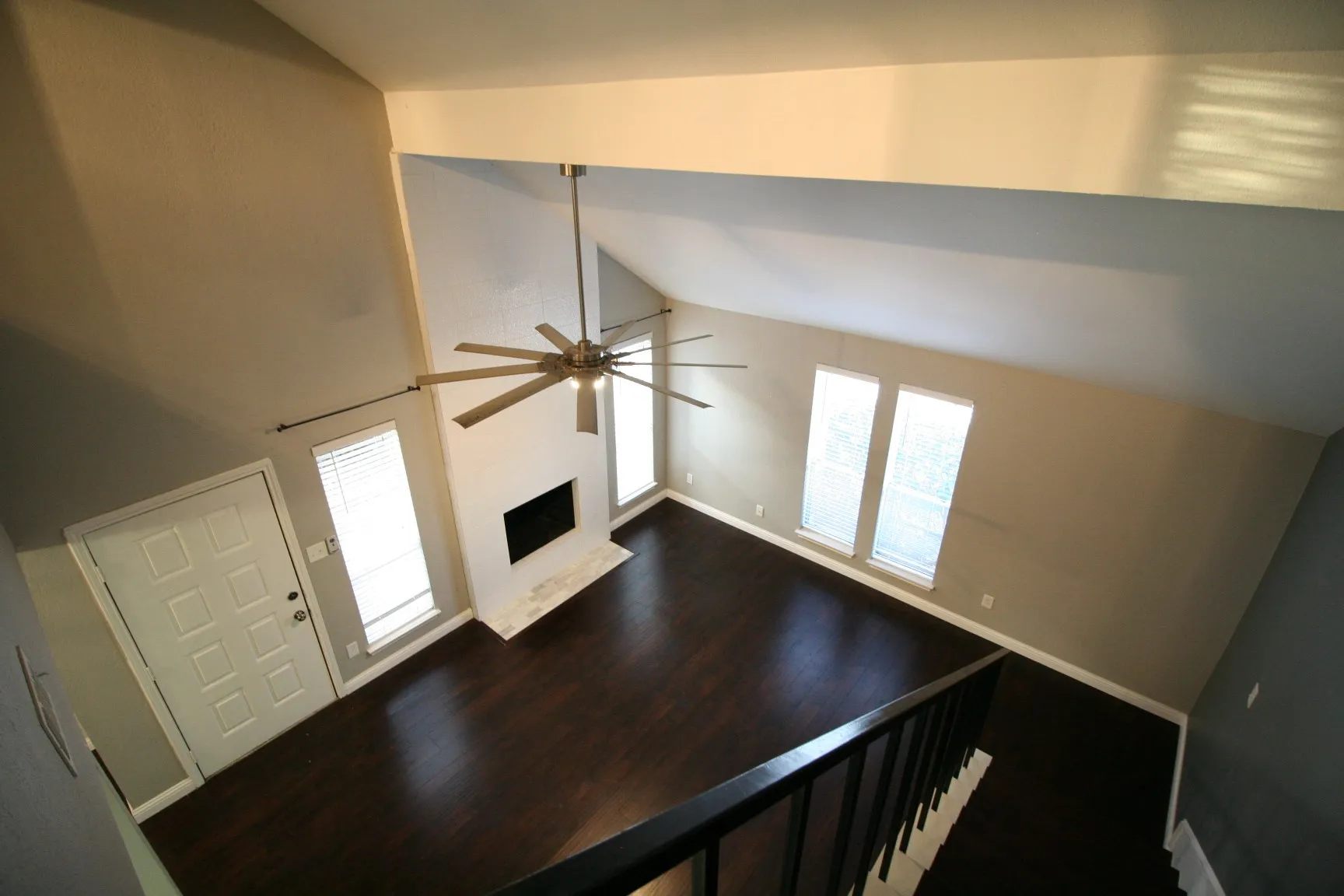 Duplex For Rent in Dallas County , 2064 Embassy Way, Carrollton, Texas 75006, 2 Bedroom, 2 Bathroom, Garage spaces, 1,344 Sqft, built in 1981, mls#21400589, Real Estate Agent in Carrollton, Homes For Rent in Dallas county, Homes For Rent in Carrollton, Realtor in Carrollton Texas, Real Estate Brokerage Independent Realty Texas, Luminita Cordes Realtor