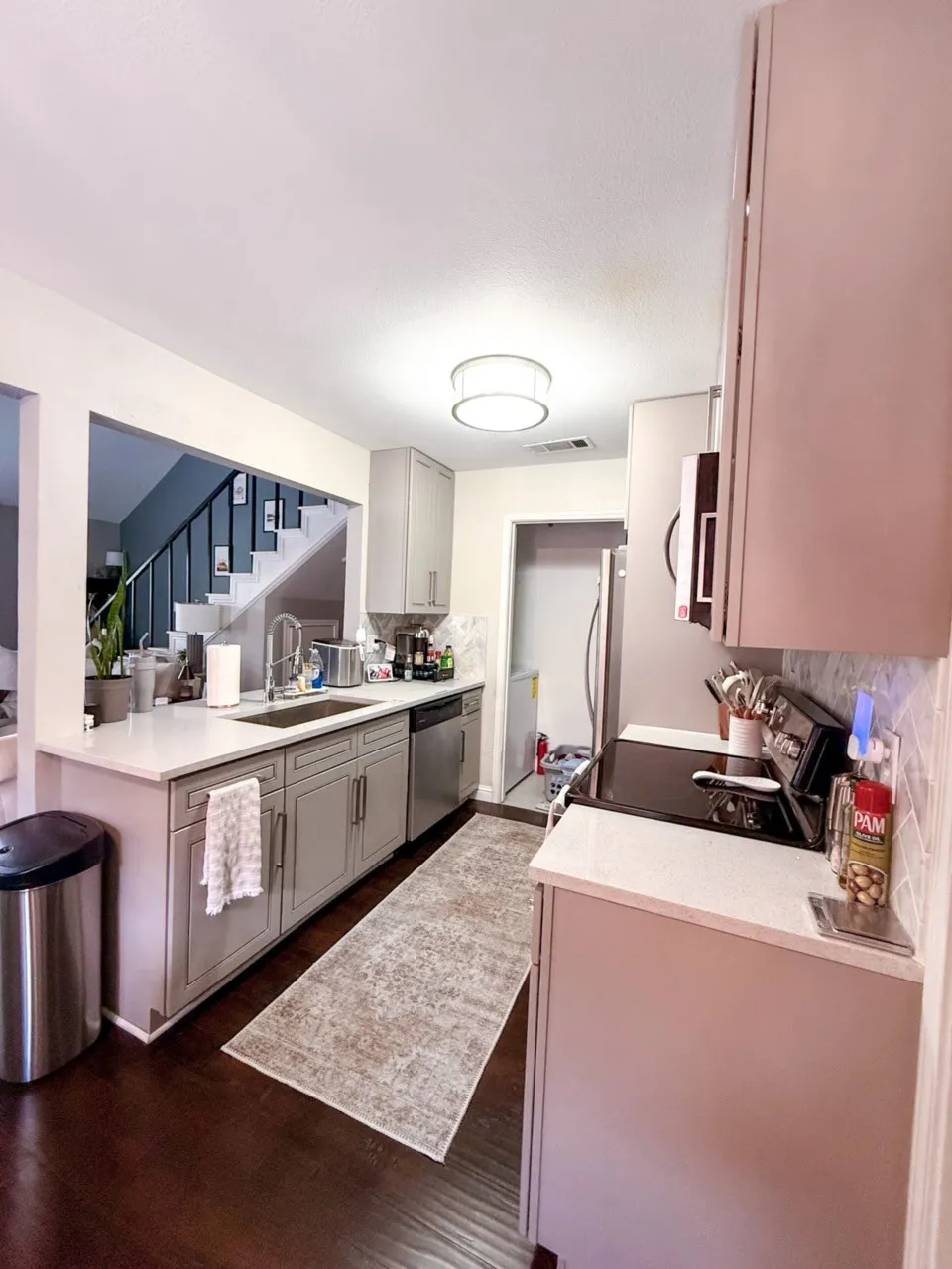 Duplex For Rent in Dallas County , 2064 Embassy Way, Carrollton, Texas 75006, 2 Bedroom, 2 Bathroom, Garage spaces, 1,344 Sqft, built in 1981, mls#21400589, Real Estate Agent in Carrollton, Homes For Rent in Dallas county, Homes For Rent in Carrollton, Realtor in Carrollton Texas, Real Estate Brokerage Independent Realty Texas, Luminita Cordes Realtor