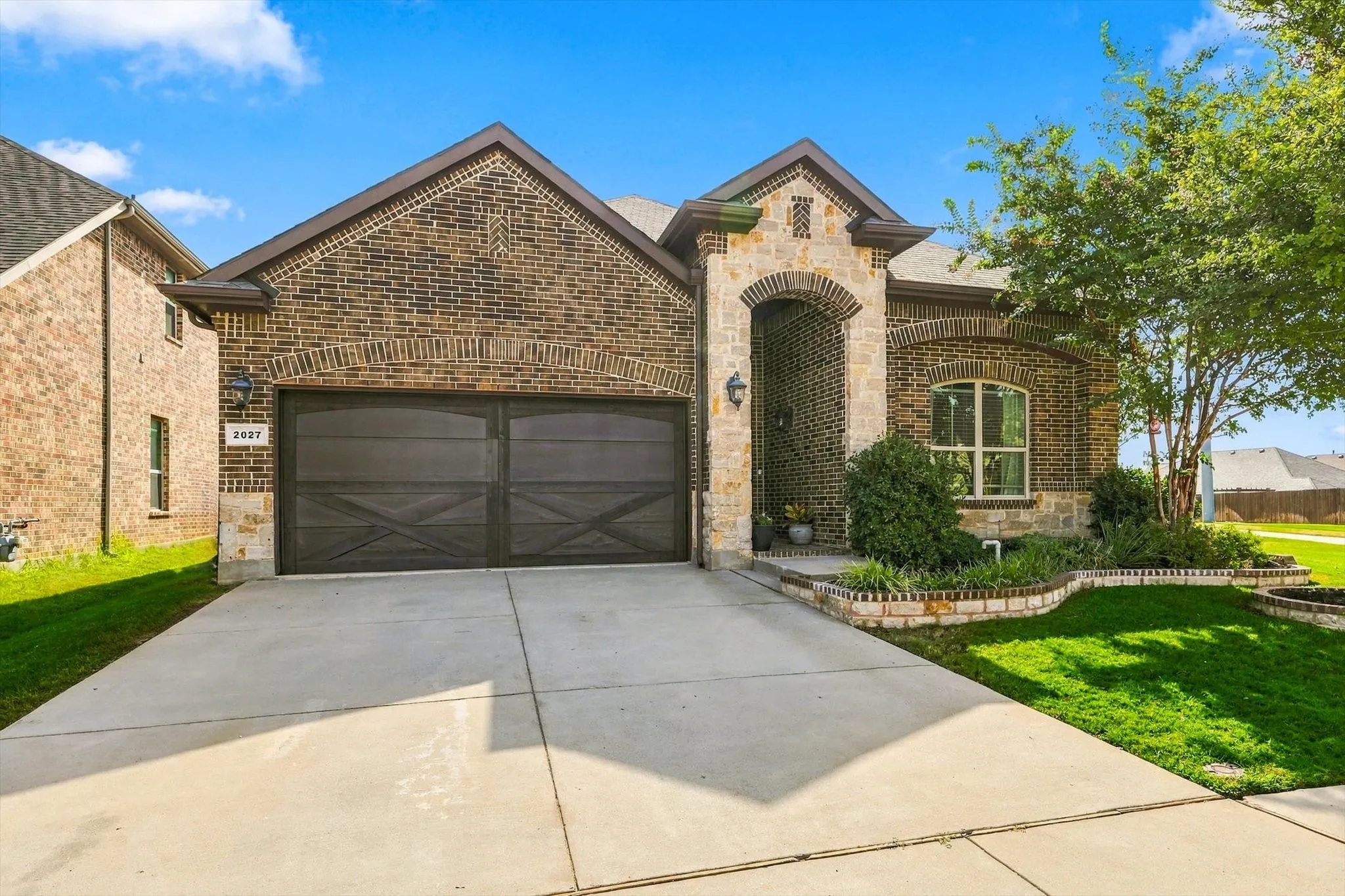 Single Family Residence For Sale in Denton County , 2027 San Marino Lane, Lewisville, Texas 75077, 3 Bedroom, 2 Bathroom, 2 Garage spaces, 2,040 Sqft, built in 2016, mls#21394099, Real Estate Agent in Lewisville, Homes For Sale in Denton county, Homes For Sale in Lewisville, Realtor in Lewisville Texas, Real Estate Brokerage Independent Realty Texas, Luminita Cordes Realtor